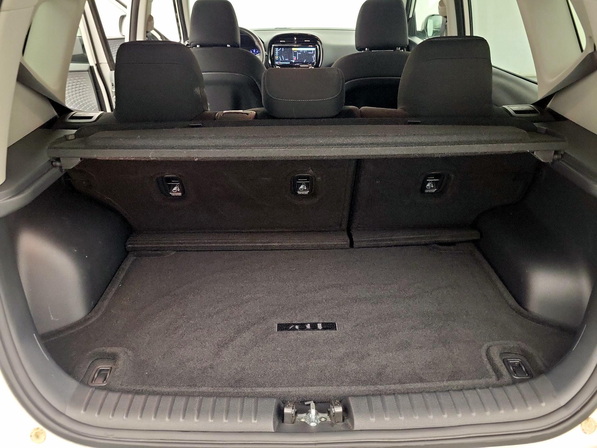 Thumbnail: 2020 Kia Soul - 19