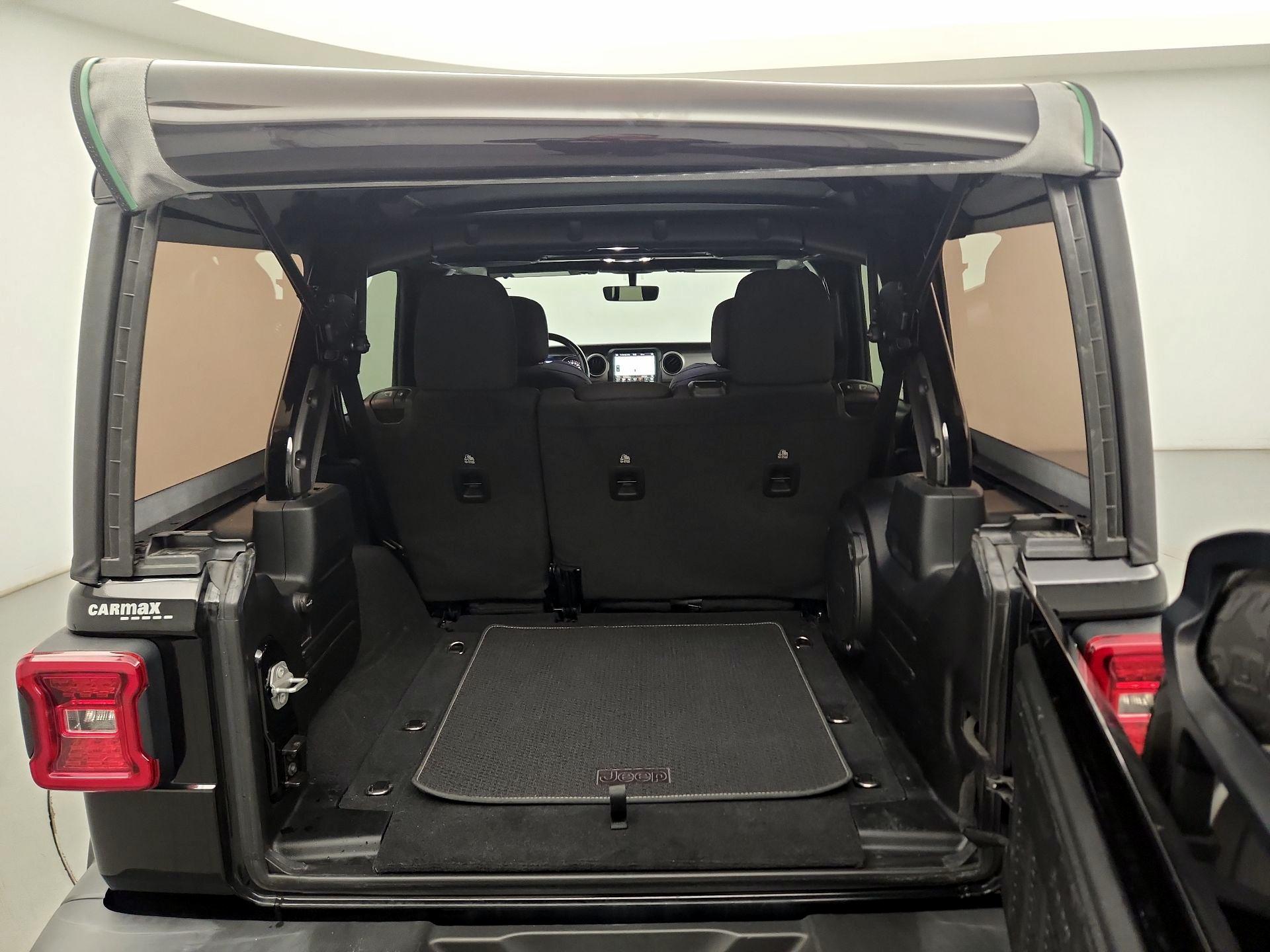 Thumbnail: 2021 Jeep Wrangler - 19