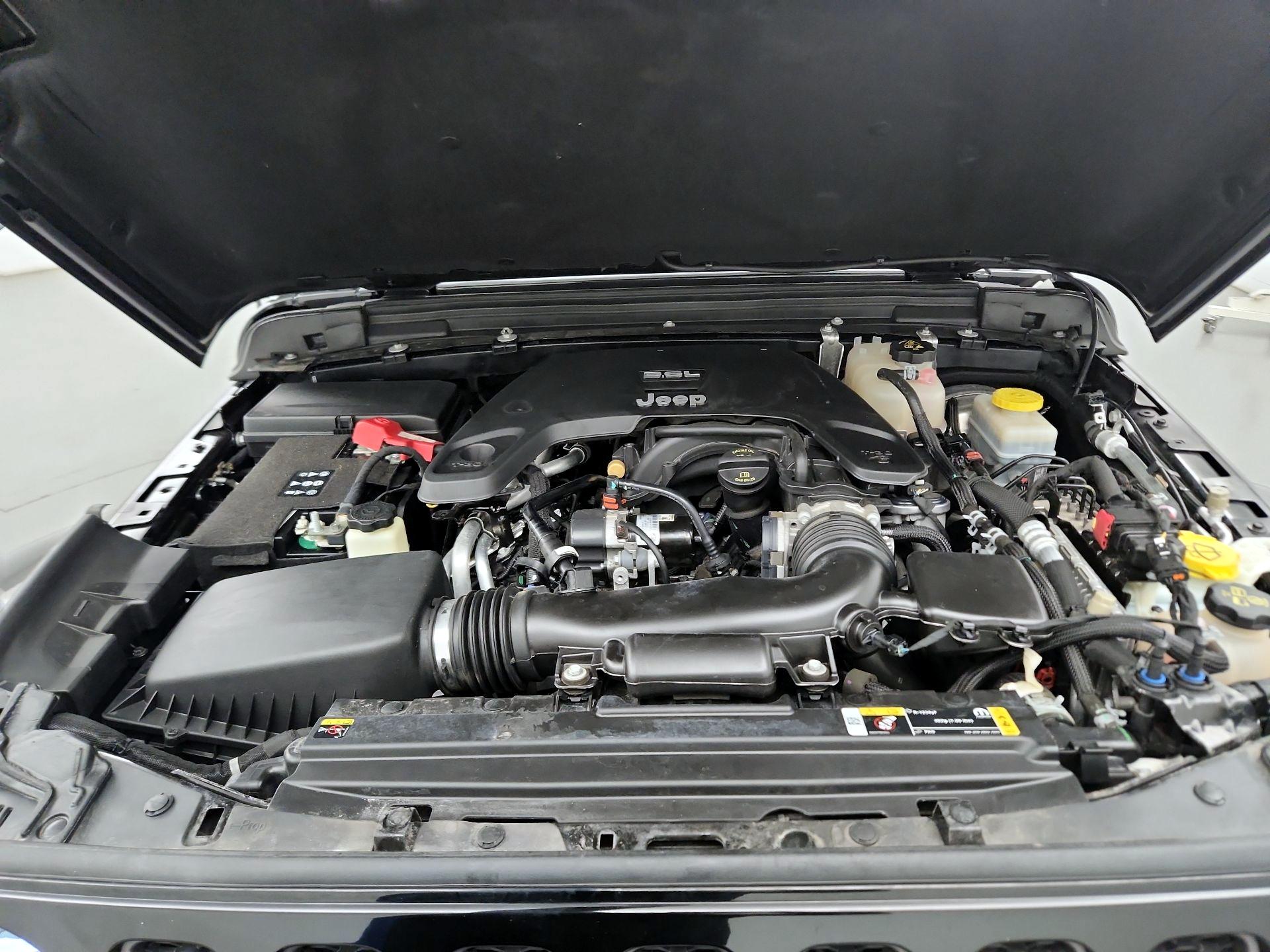 Thumbnail: 2021 Jeep Wrangler - 20