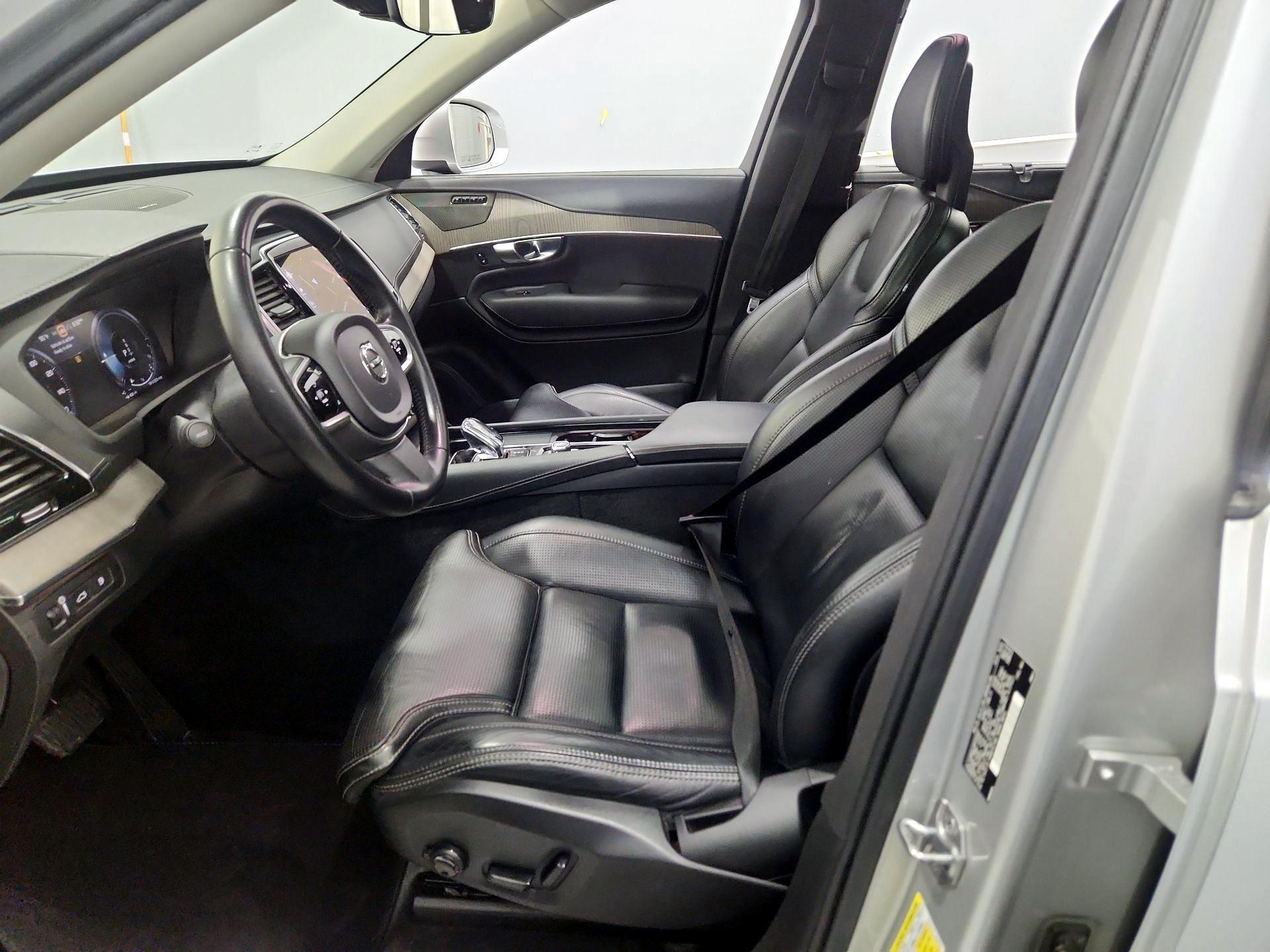 Thumbnail: 2021 Volvo XC90 - 11