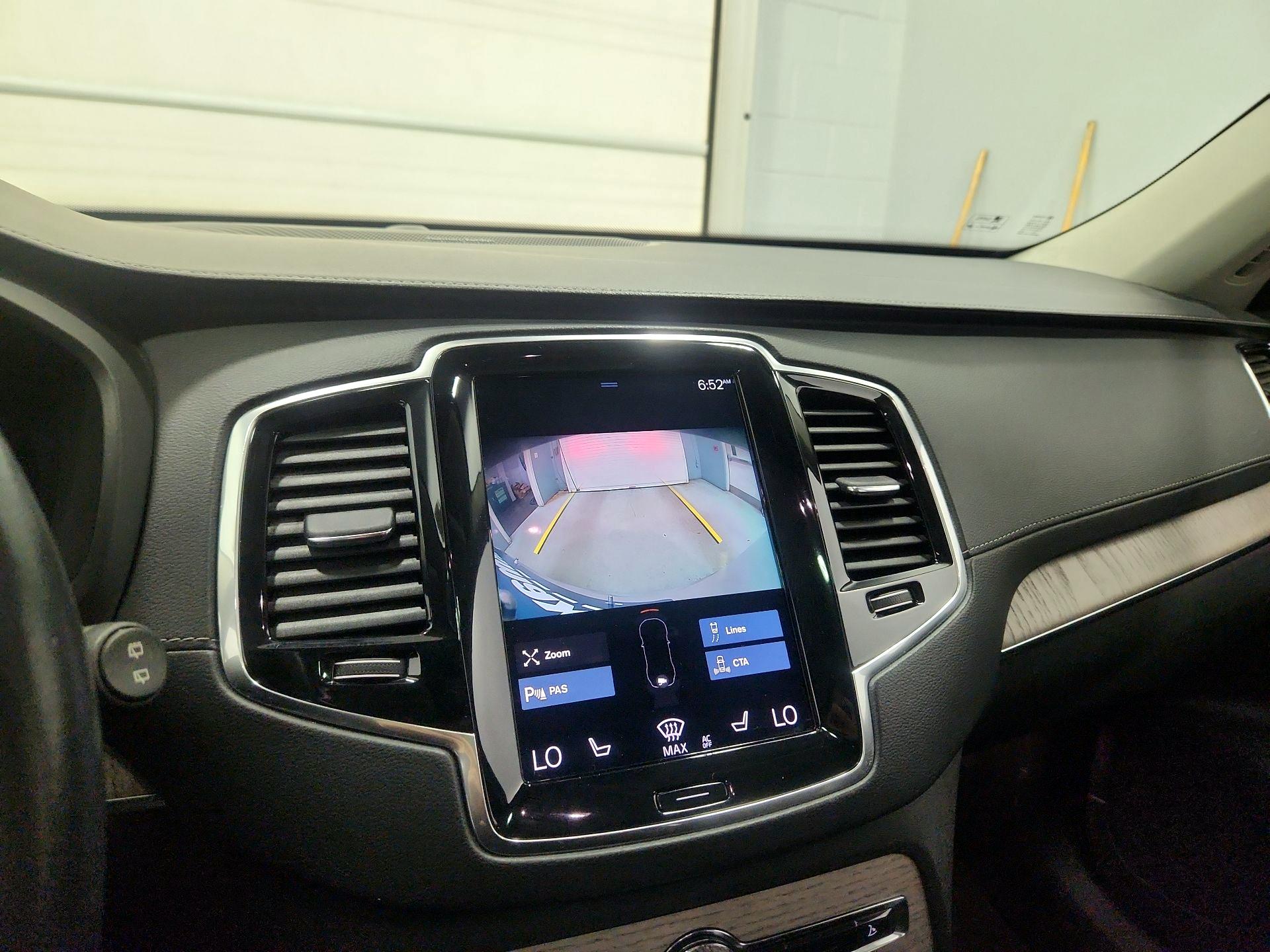 Thumbnail: 2021 Volvo XC90 - 15