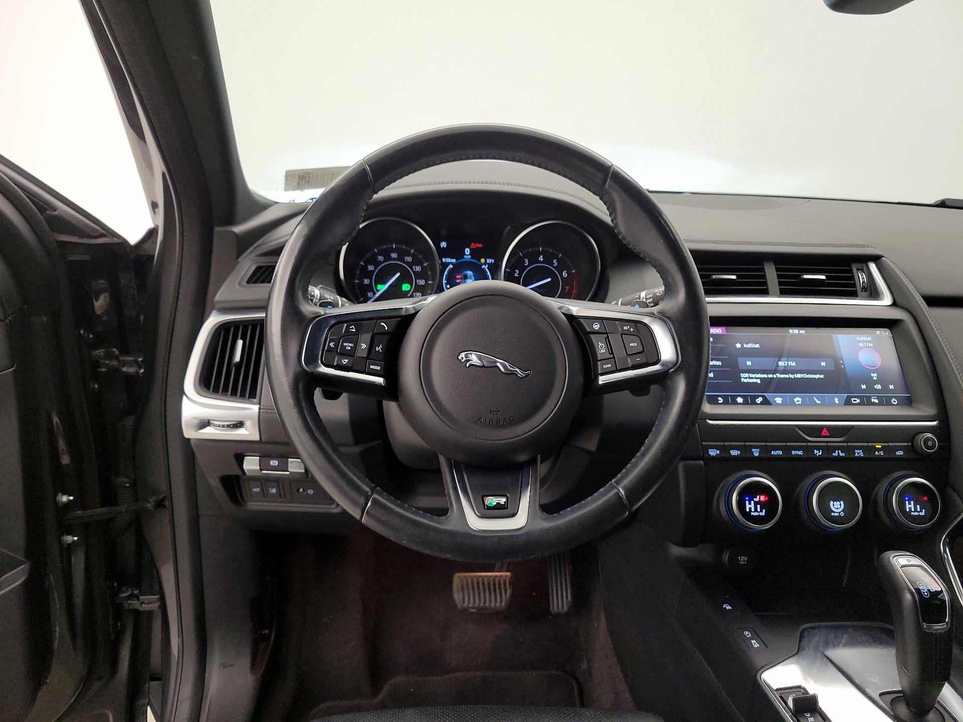 Thumbnail: 2020 Jaguar E-Pace - 10