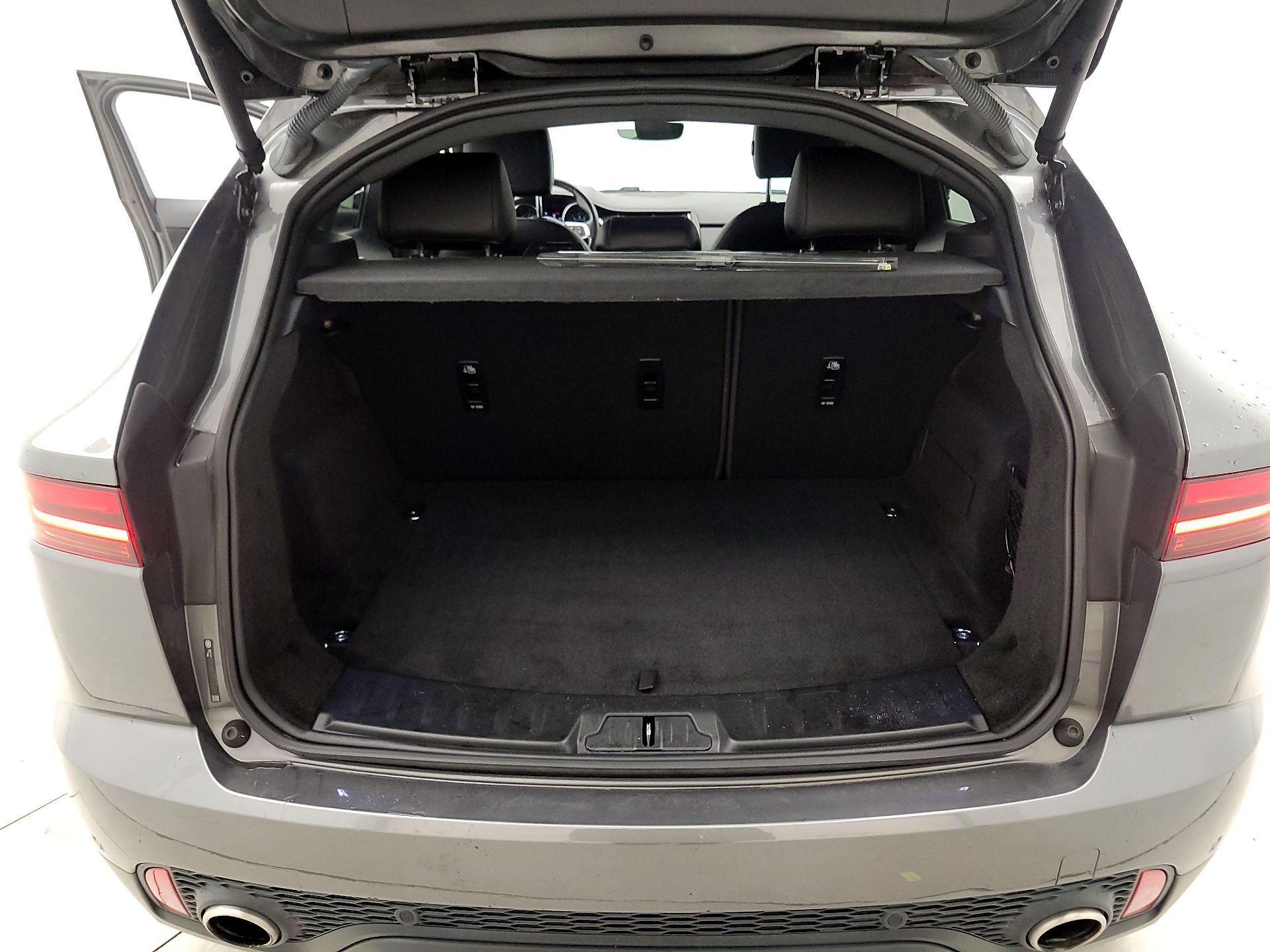 Thumbnail: 2020 Jaguar E-Pace - 20