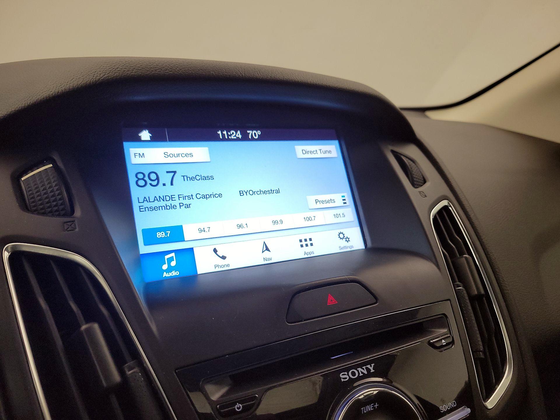 Thumbnail: 2017 Ford Focus - 15