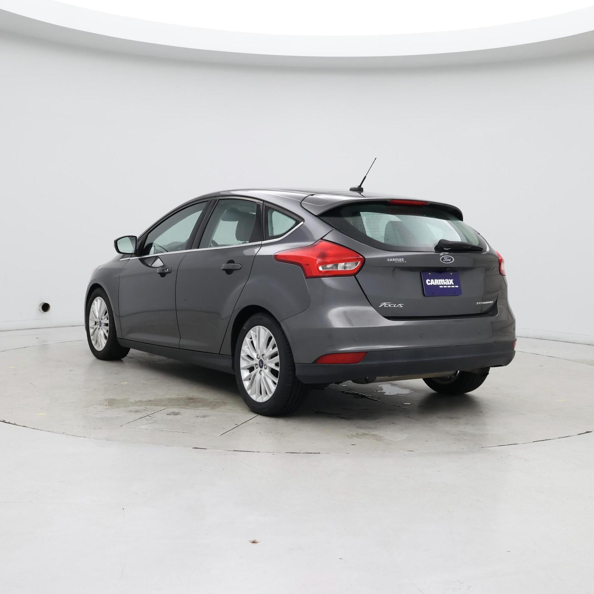 Thumbnail: 2017 Ford Focus - 2