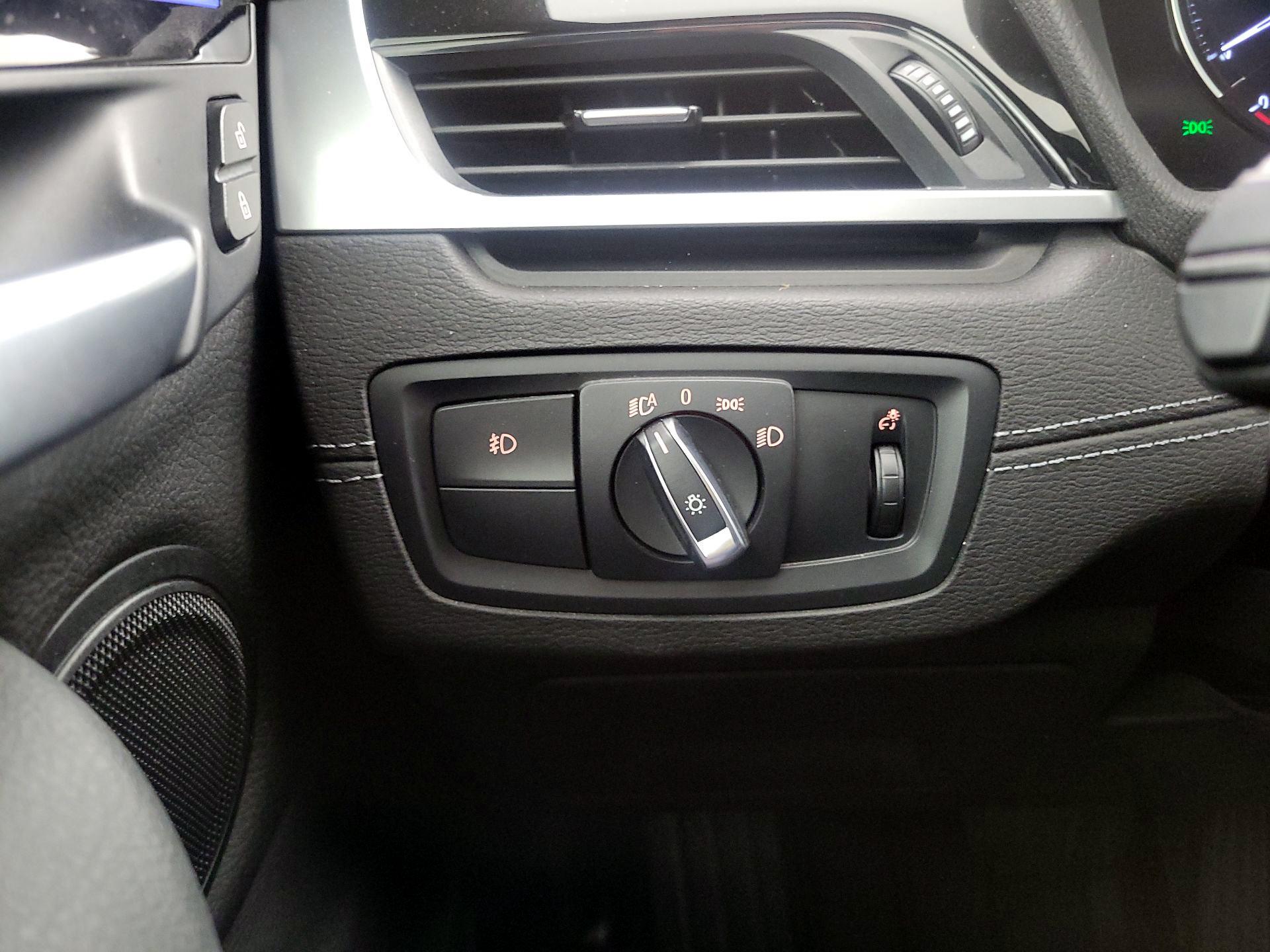 Thumbnail: 2020 BMW X1 - 13