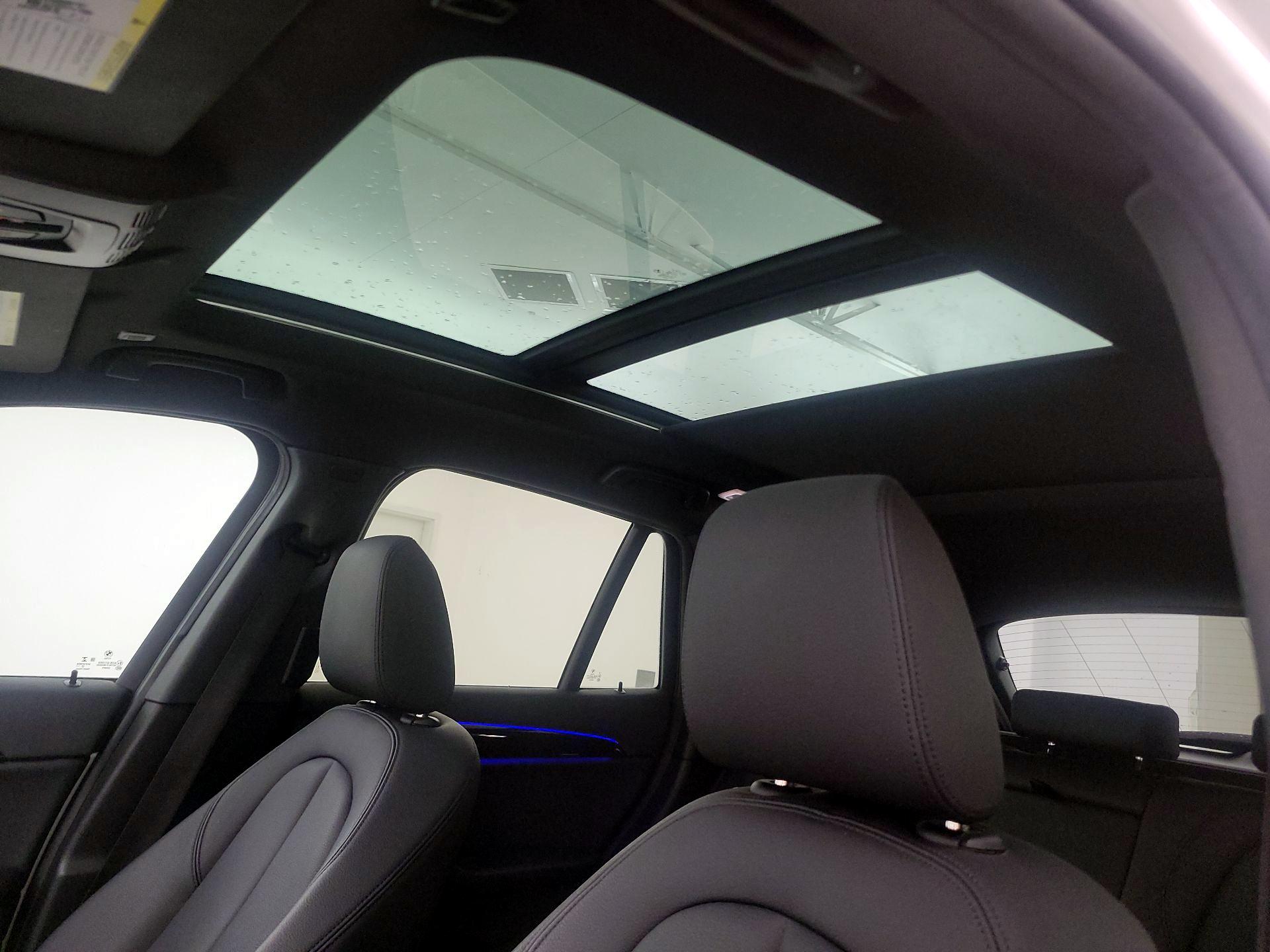 Thumbnail: 2020 BMW X1 - 20