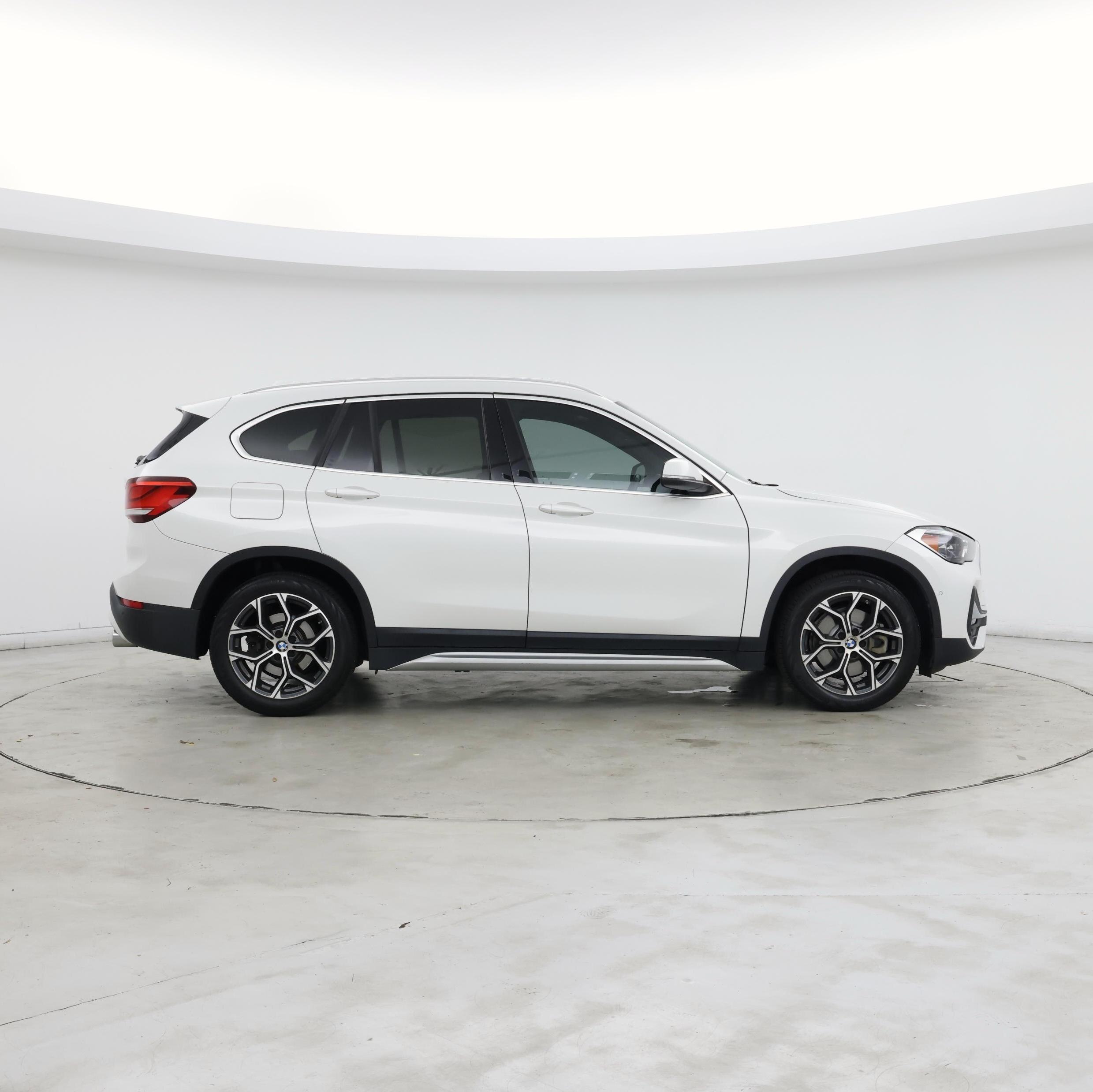 Thumbnail: 2020 BMW X1 - 7