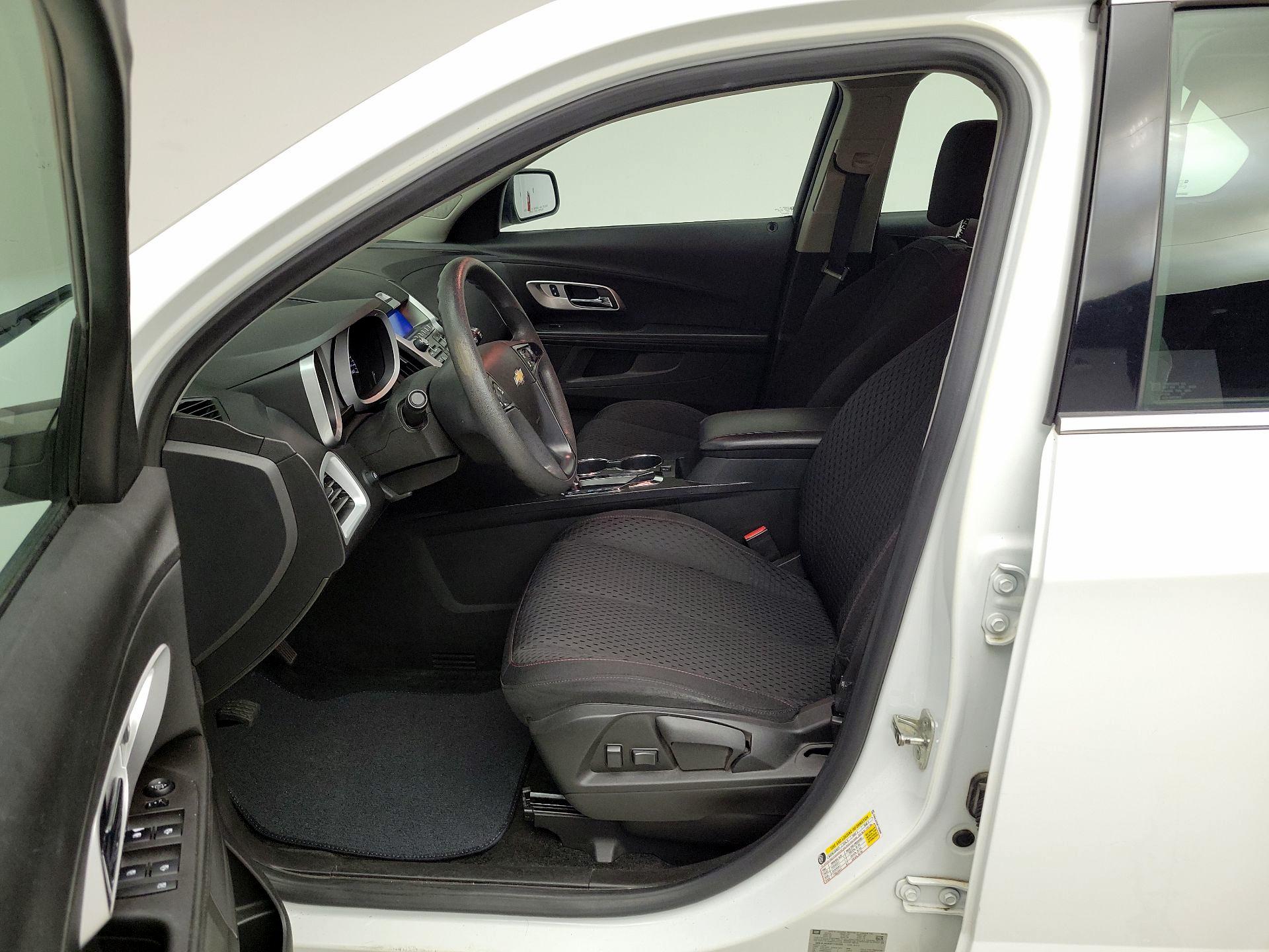 Thumbnail: 2015 Chevrolet Equinox - 11