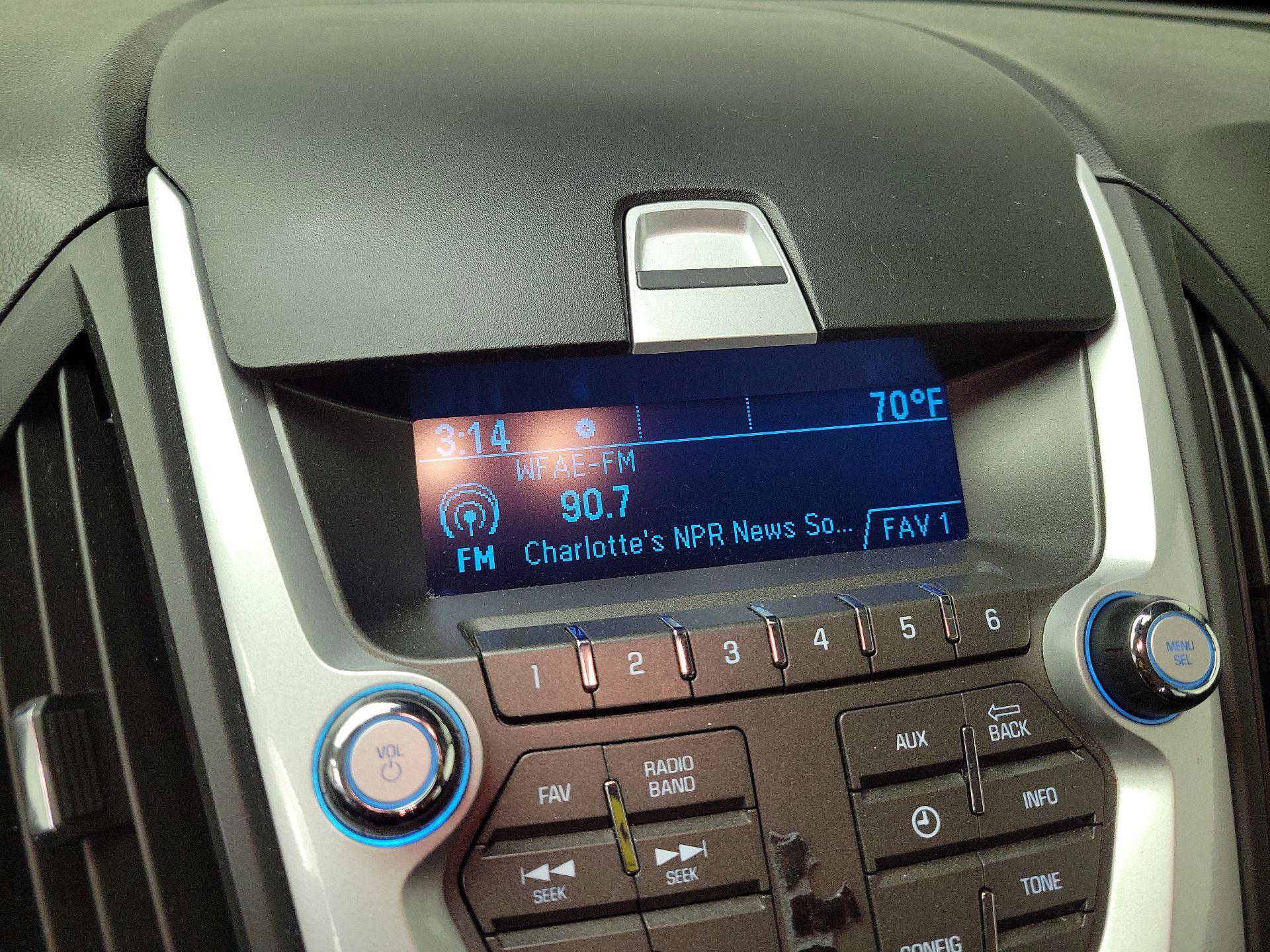 Thumbnail: 2015 Chevrolet Equinox - 13