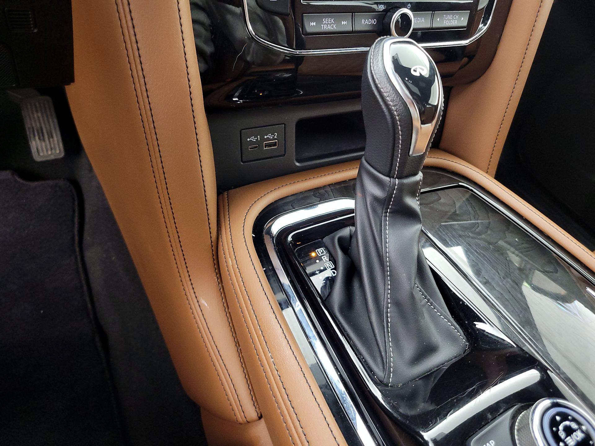 Thumbnail: 2021 INFINITI QX80 - 18