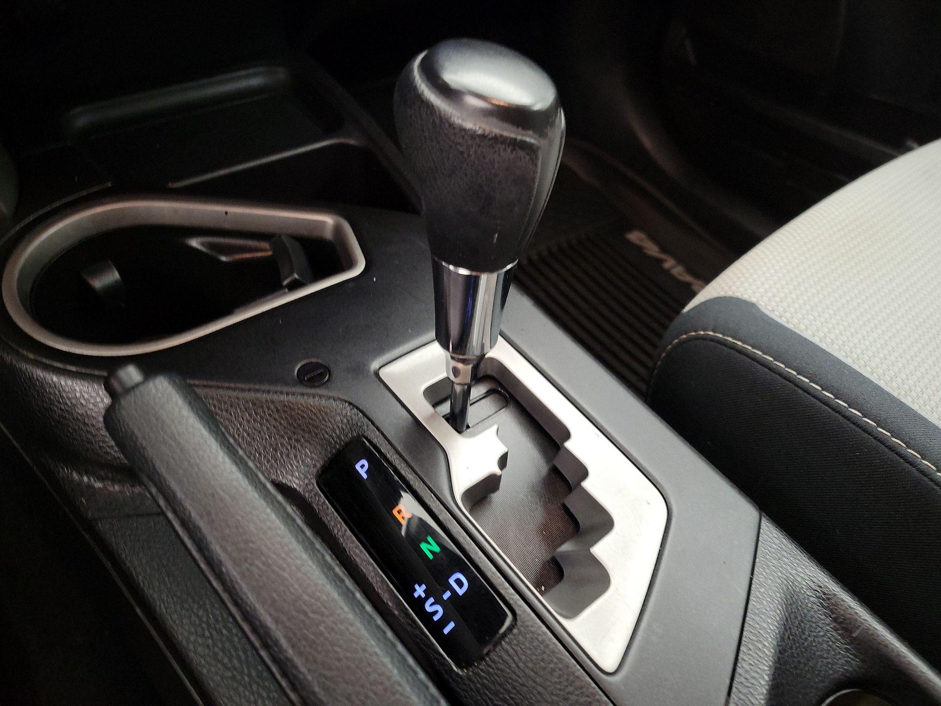 Thumbnail: 2017 Toyota RAV4 - 17