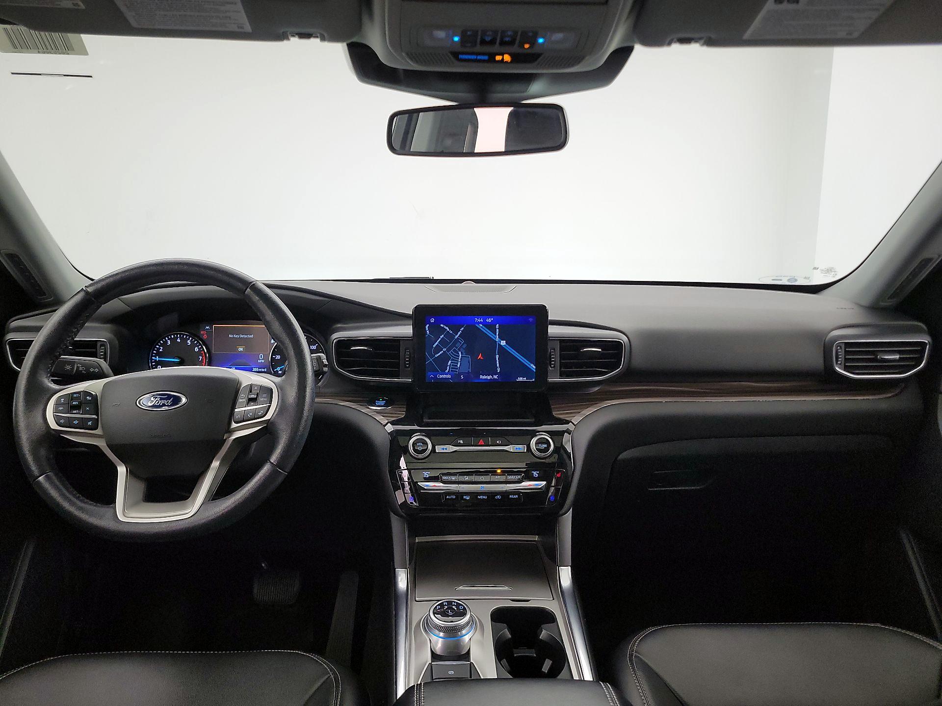 Thumbnail: 2021 Ford Explorer - 9