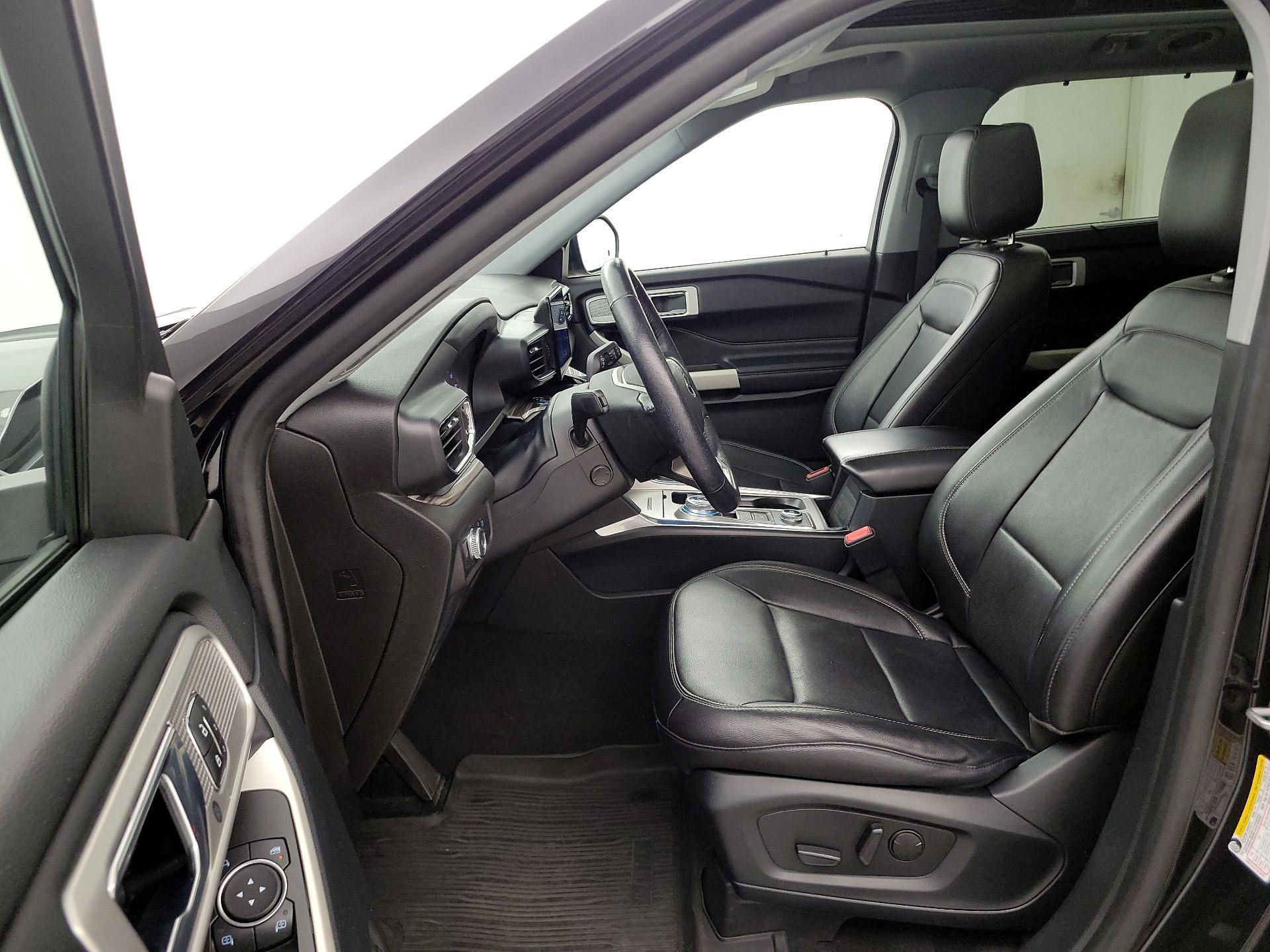 Thumbnail: 2021 Ford Explorer - 11