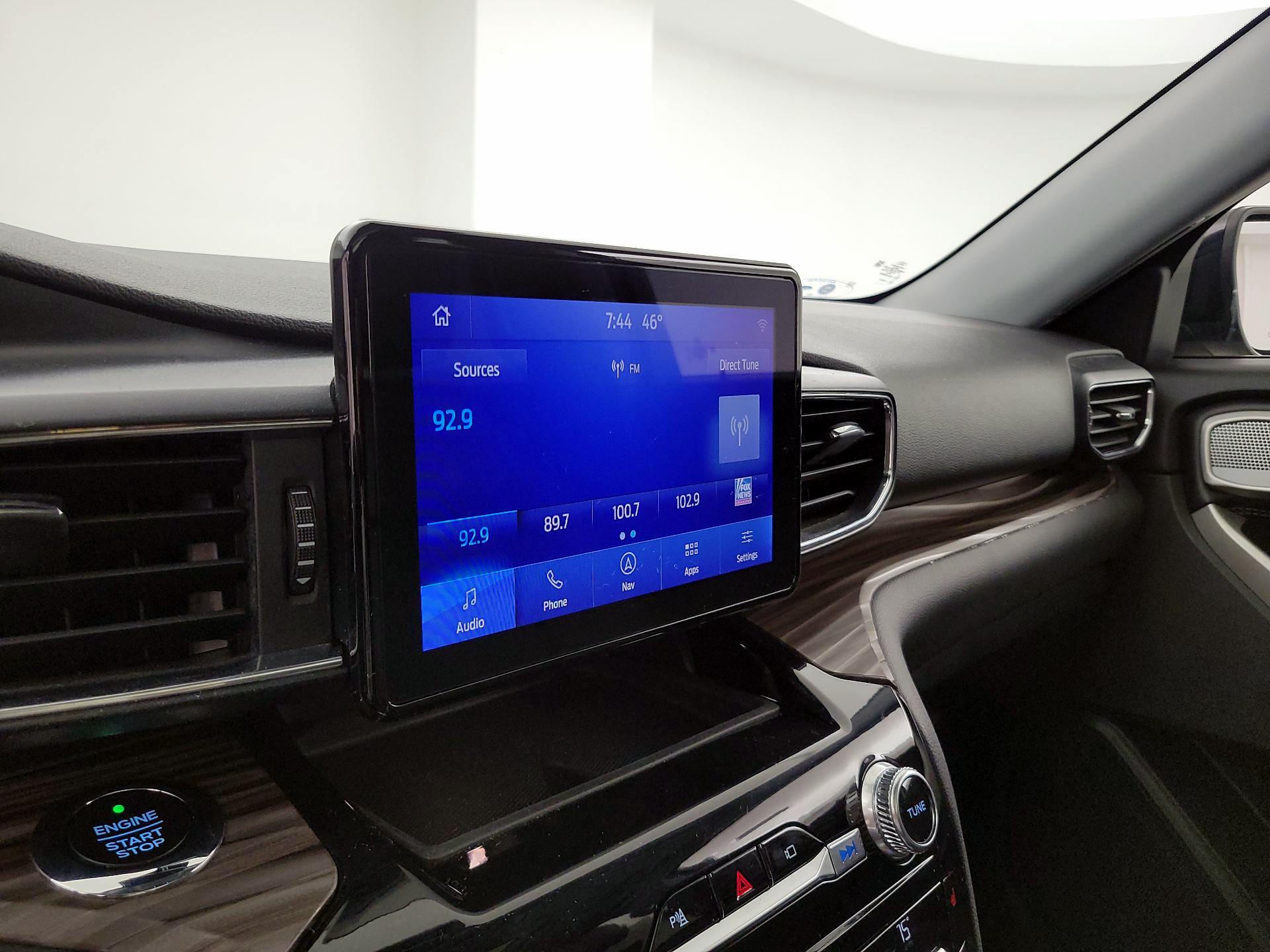 Thumbnail: 2021 Ford Explorer - 16