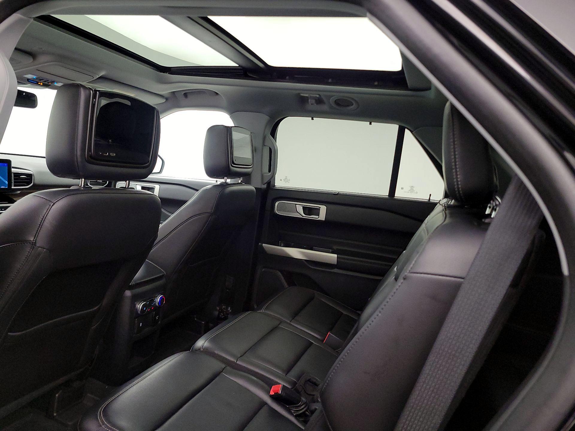 Thumbnail: 2021 Ford Explorer - 20