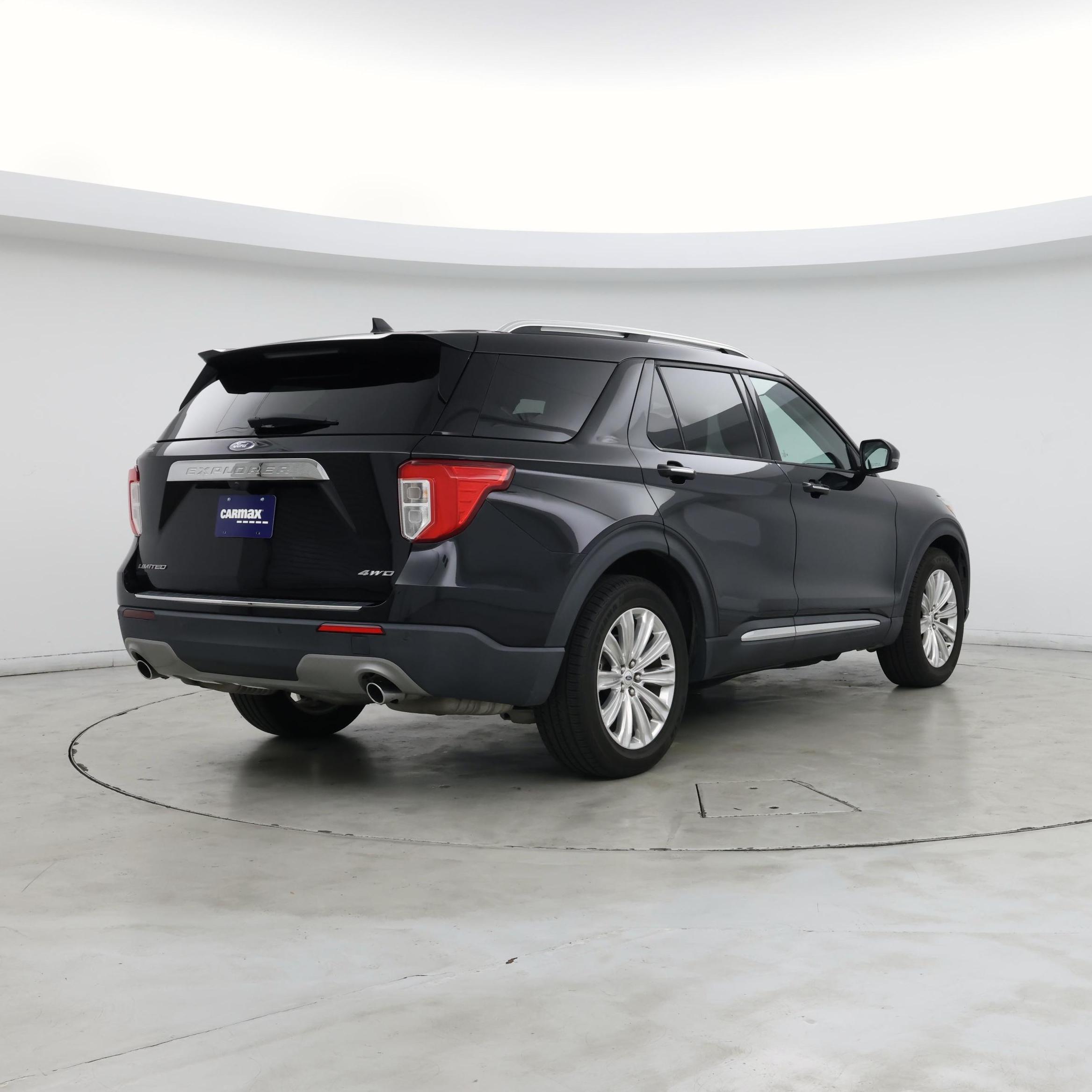 Thumbnail: 2021 Ford Explorer - 8