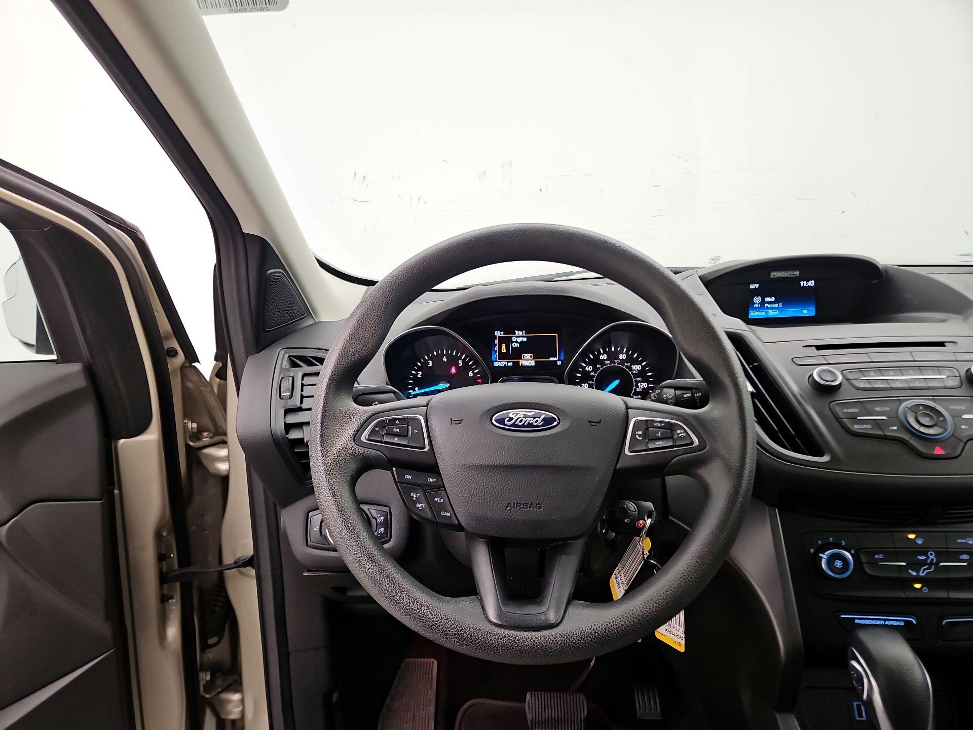 Thumbnail: 2017 Ford Escape - 10