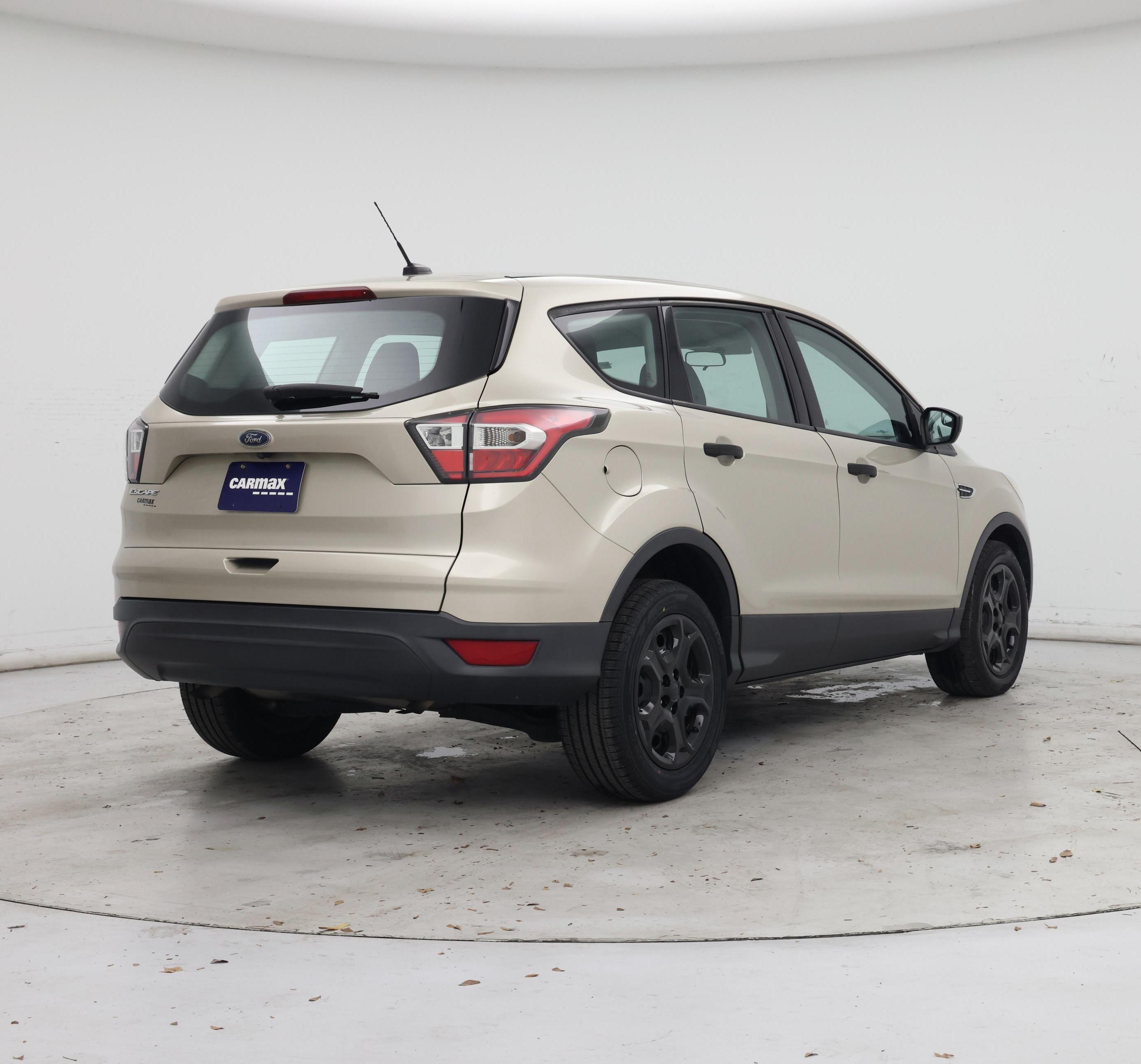 Thumbnail: 2017 Ford Escape - 8