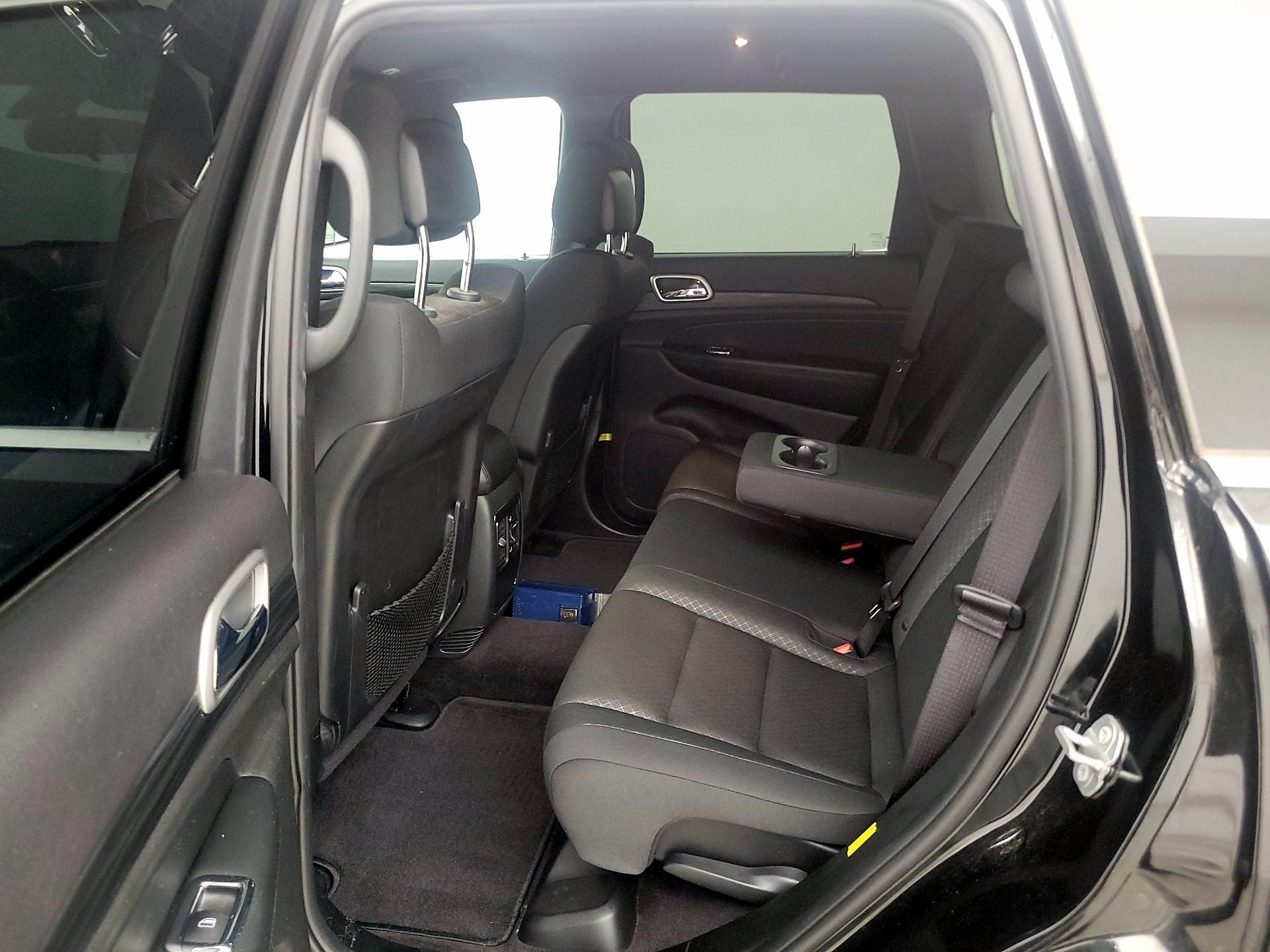 Thumbnail: 2019 Jeep Grand Cherokee - 19