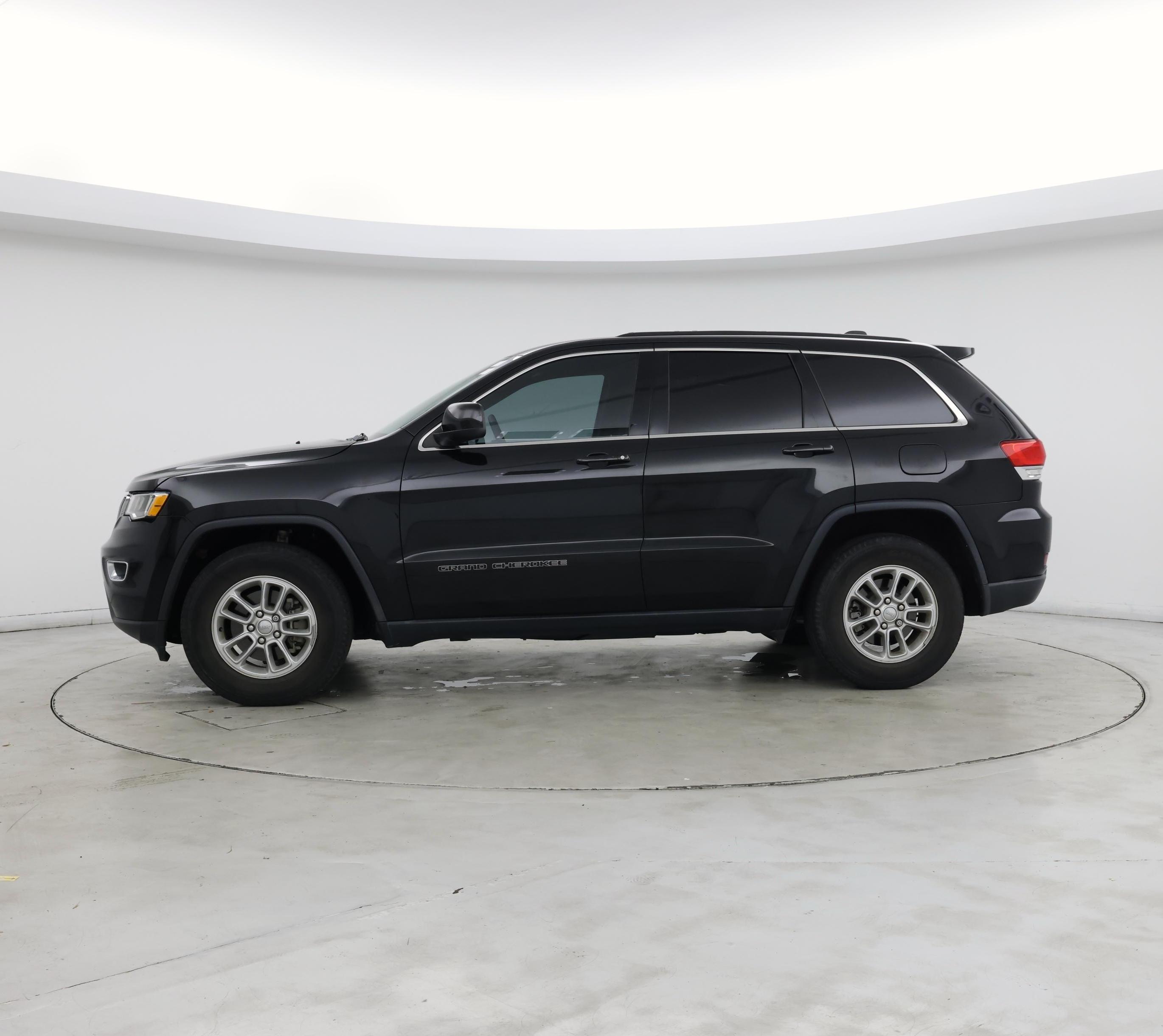 Thumbnail: 2019 Jeep Grand Cherokee - 3