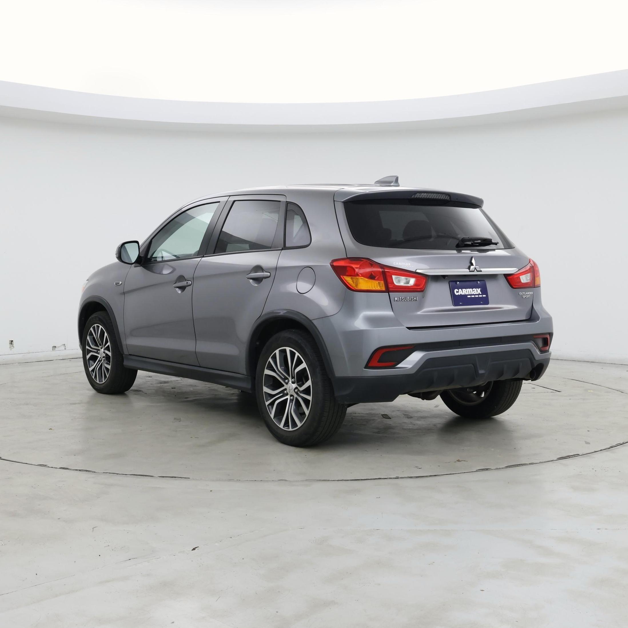 Thumbnail: 2019 Mitsubishi Outlander Sport - 2