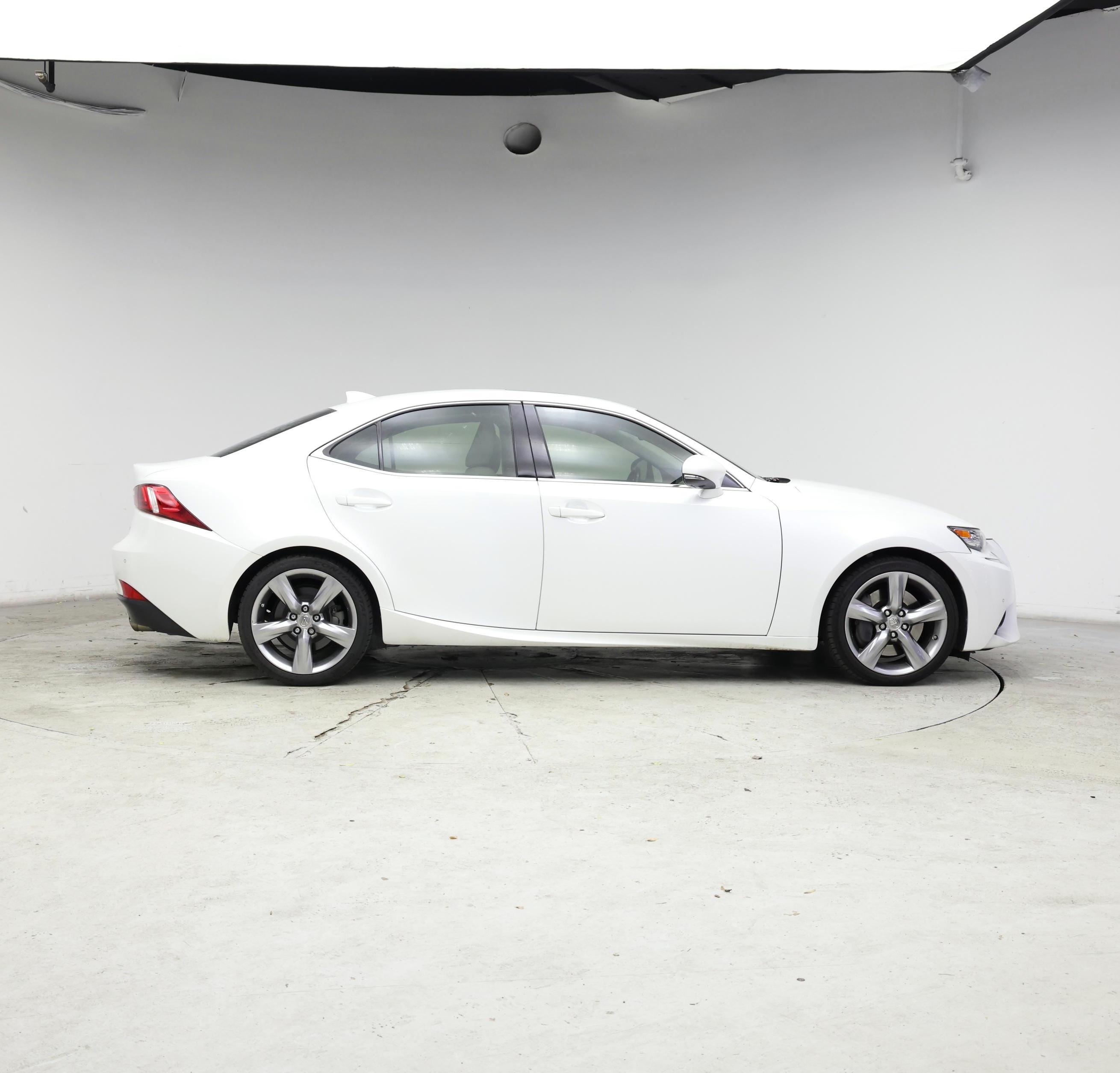 Thumbnail: 2016 Lexus IS - 7