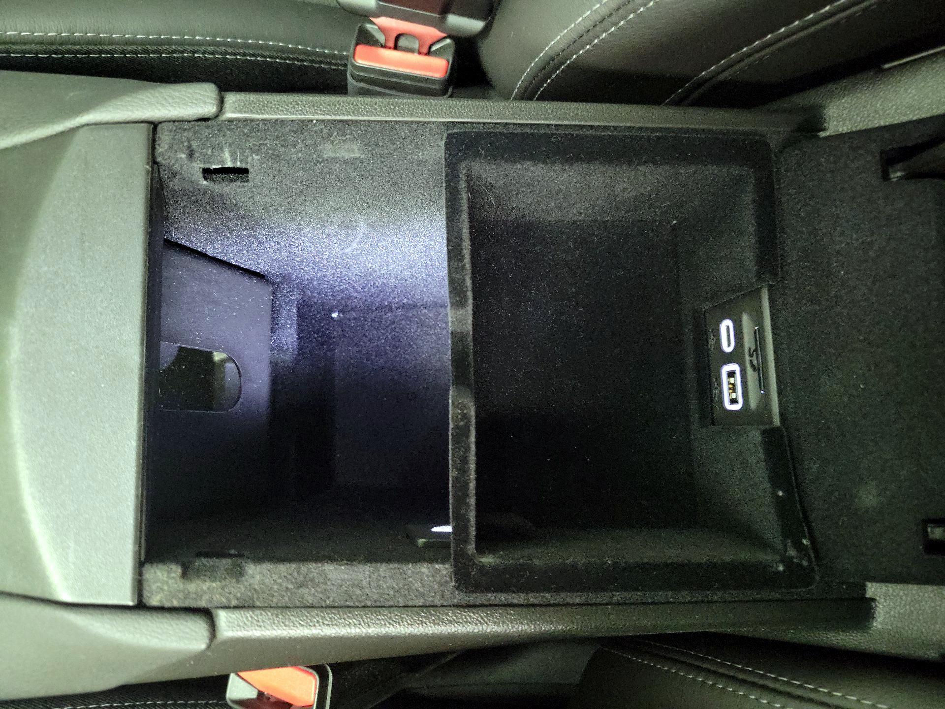 Thumbnail: 2024 Cadillac XT5 - 19