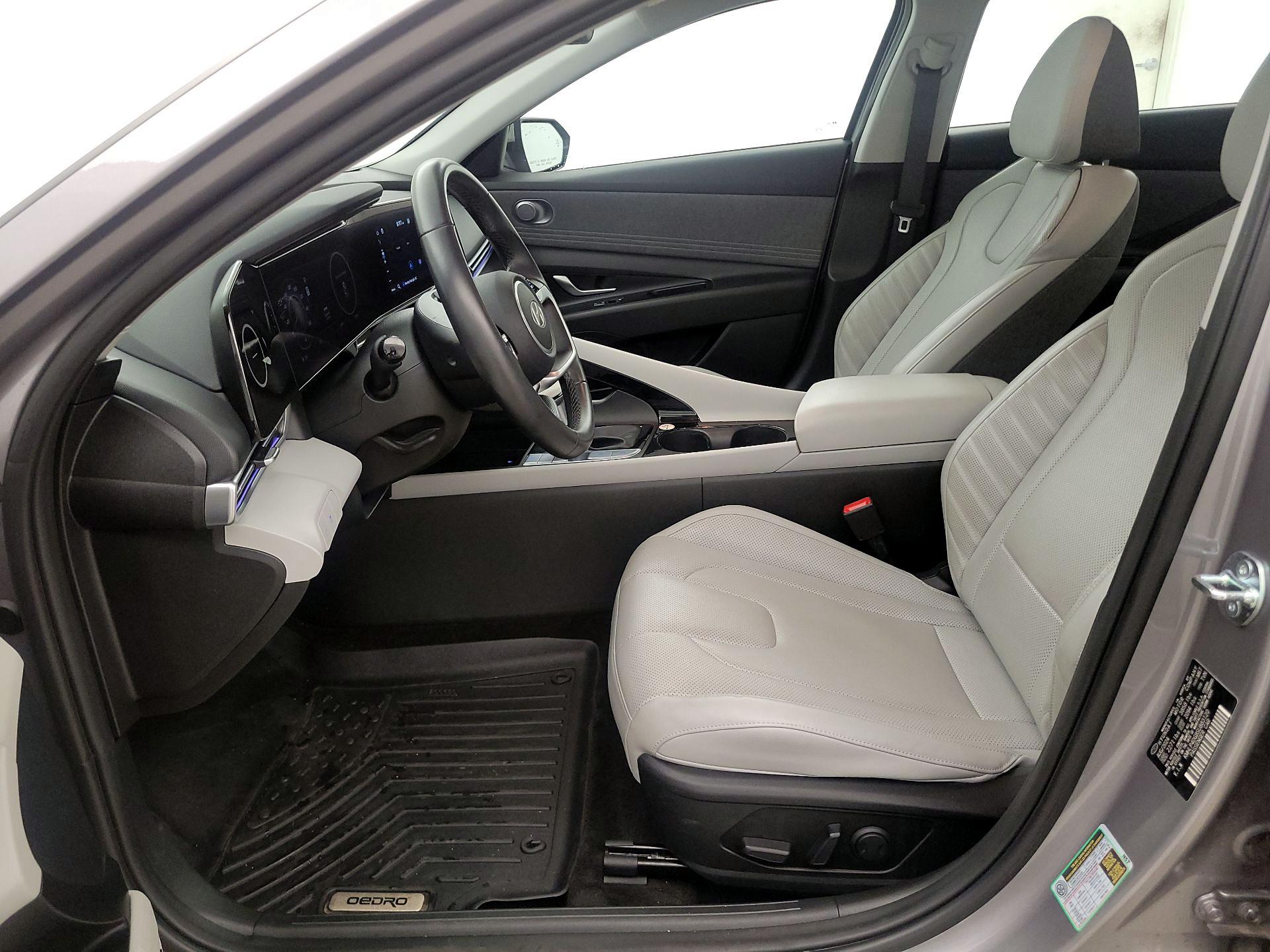 Thumbnail: 2025 Hyundai Elantra - 11