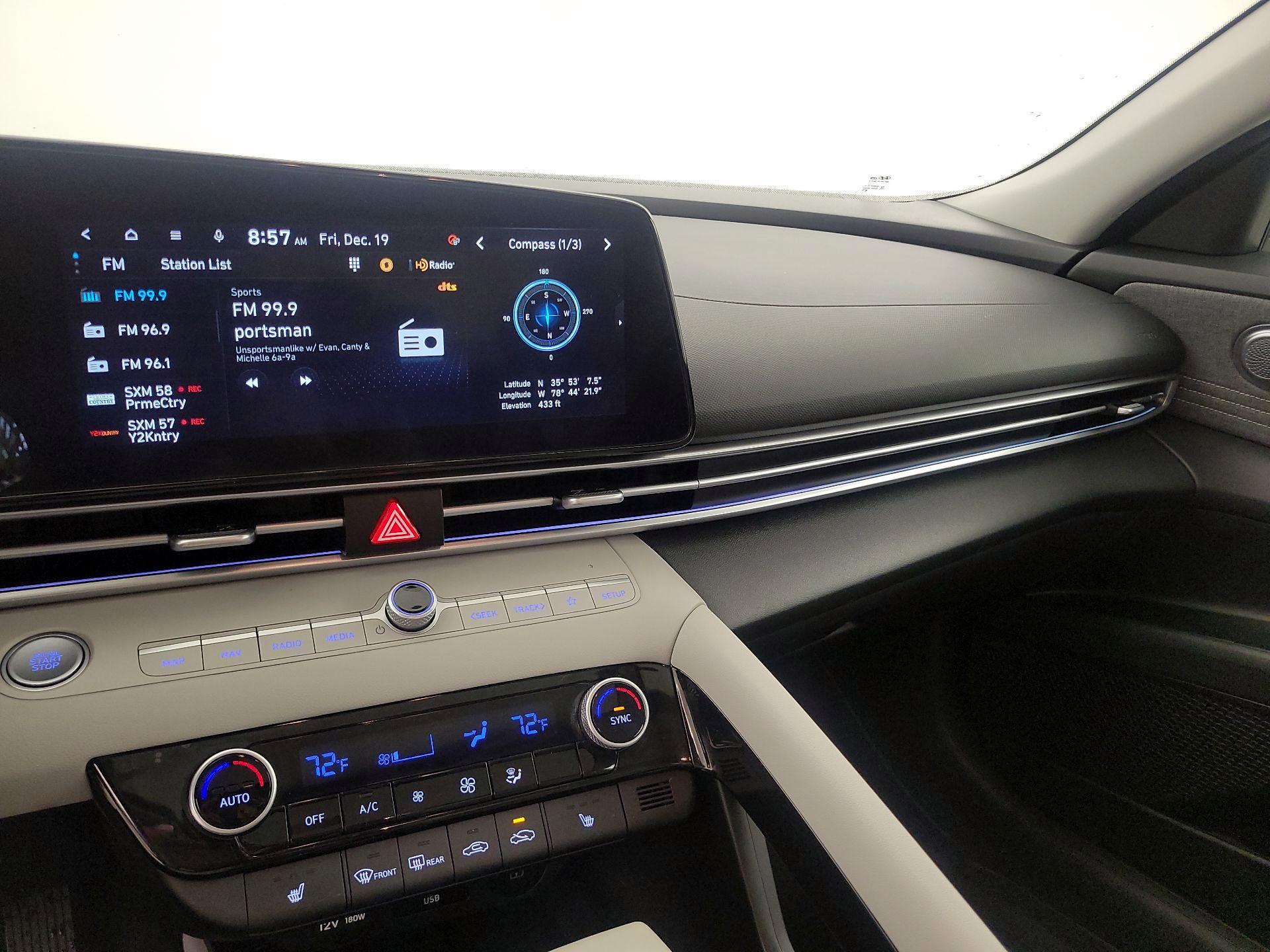 Thumbnail: 2025 Hyundai Elantra - 16