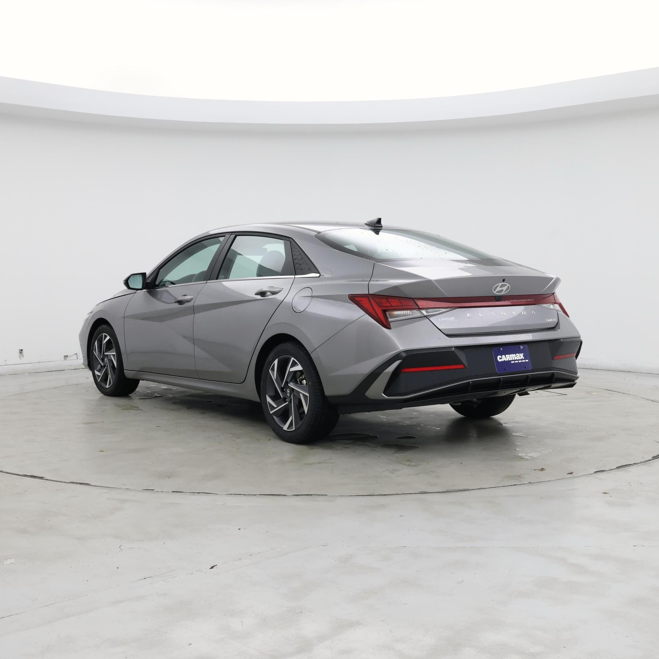 Thumbnail: 2025 Hyundai Elantra - 2