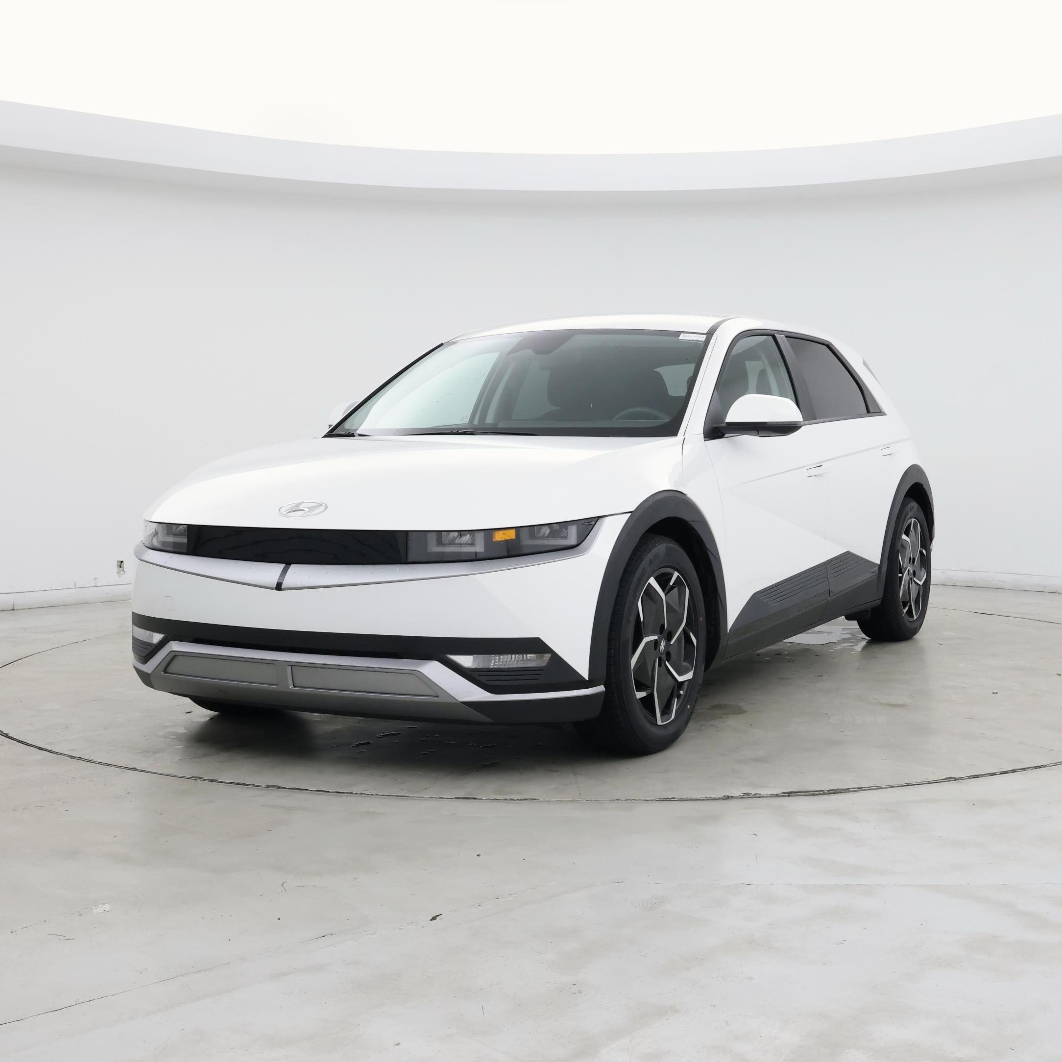 Thumbnail: 2022 Hyundai Ioniq 5 - 4