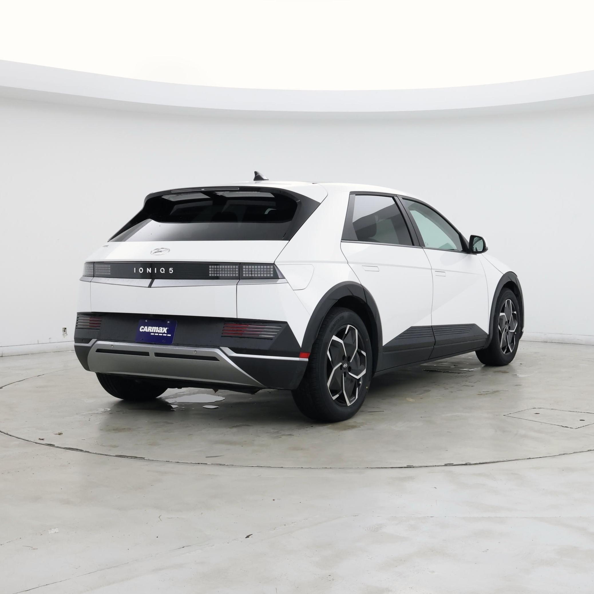 Thumbnail: 2022 Hyundai Ioniq 5 - 8