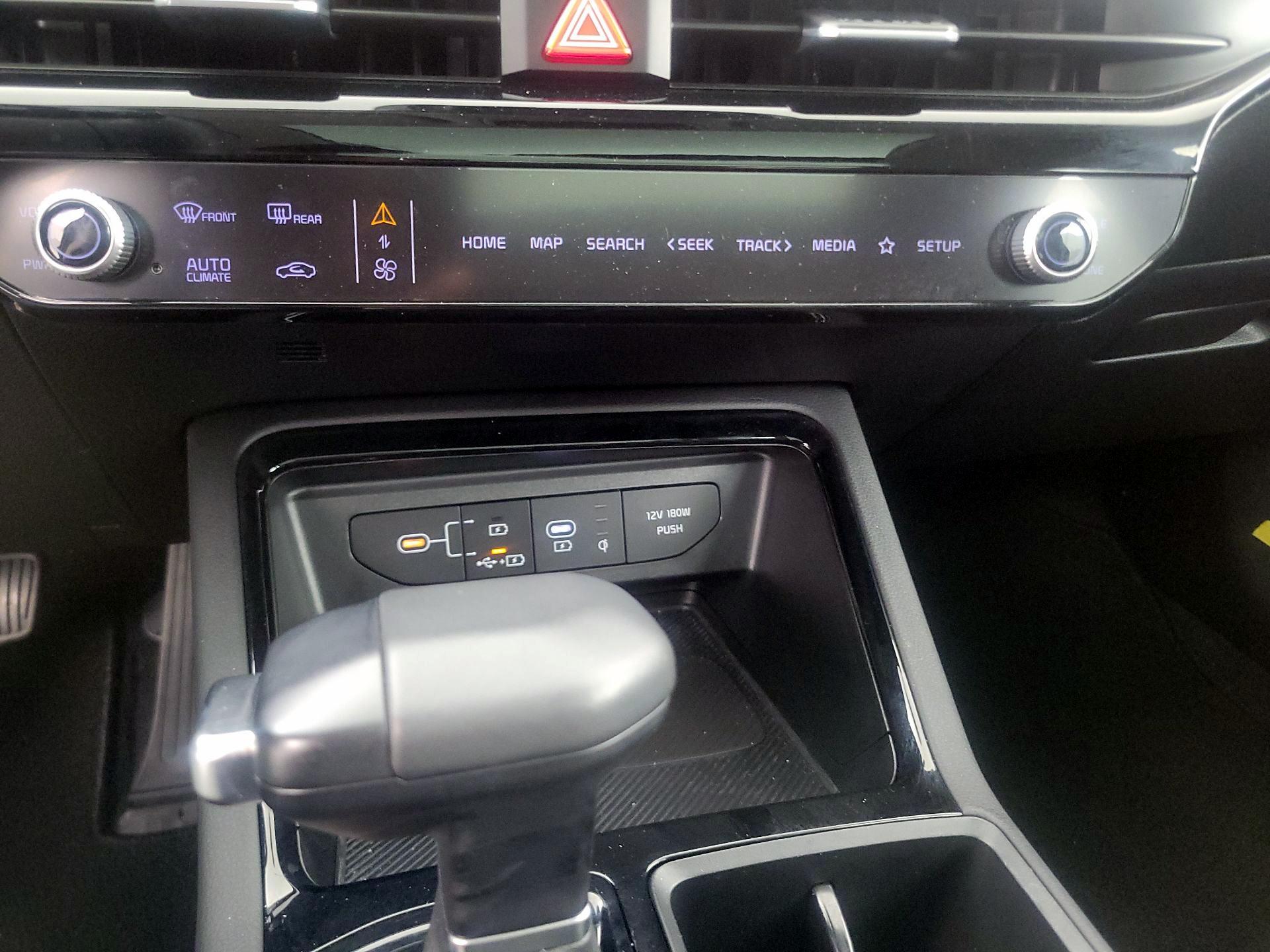 Thumbnail: 2025 Kia K5 - 17