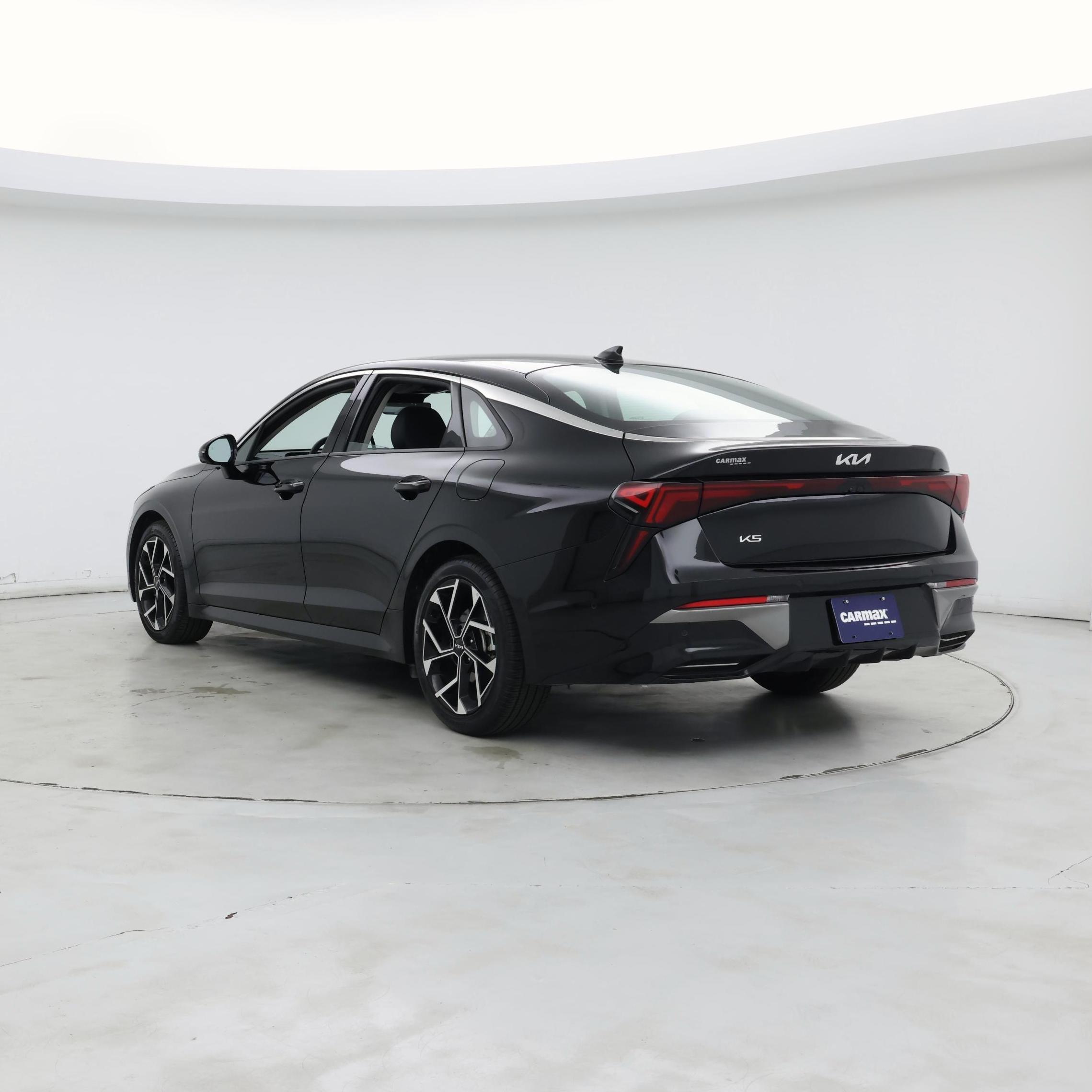 Thumbnail: 2025 Kia K5 - 2