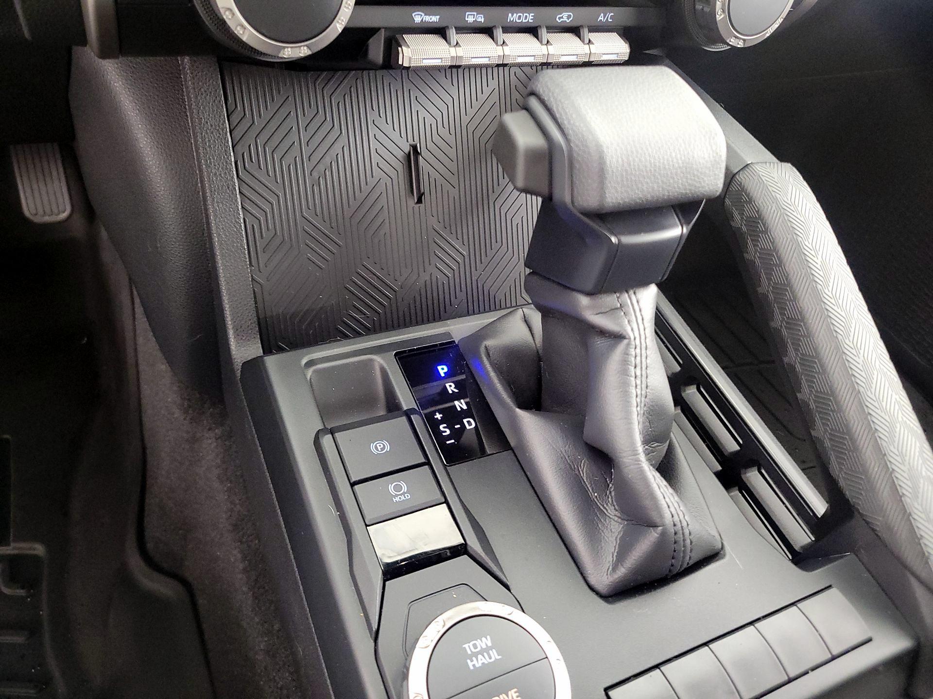 Thumbnail: 2025 Toyota 4Runner - 17