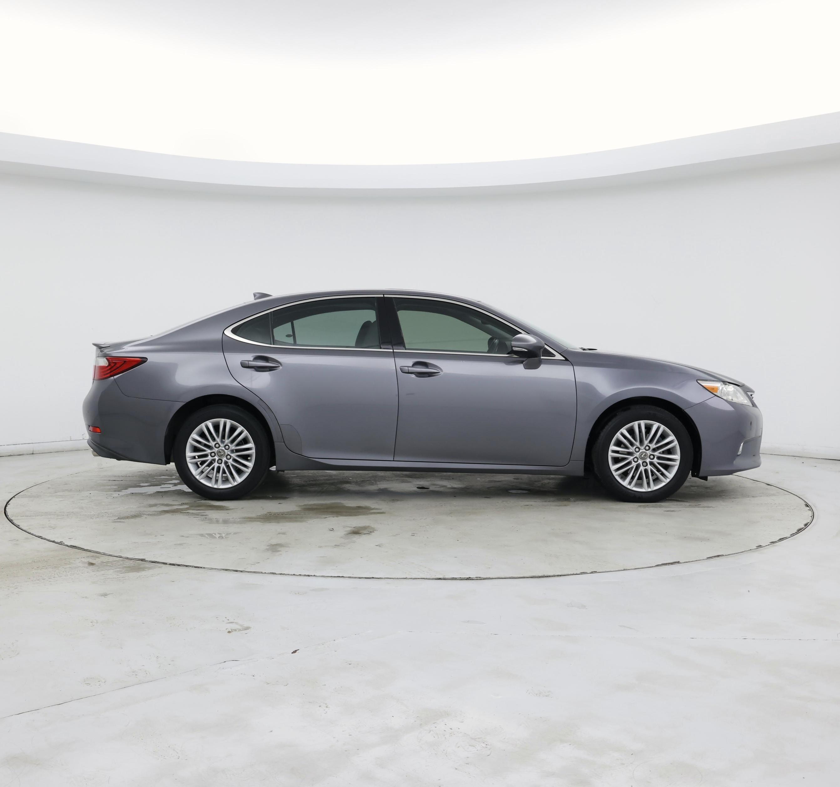 Thumbnail: 2015 Lexus ES - 7