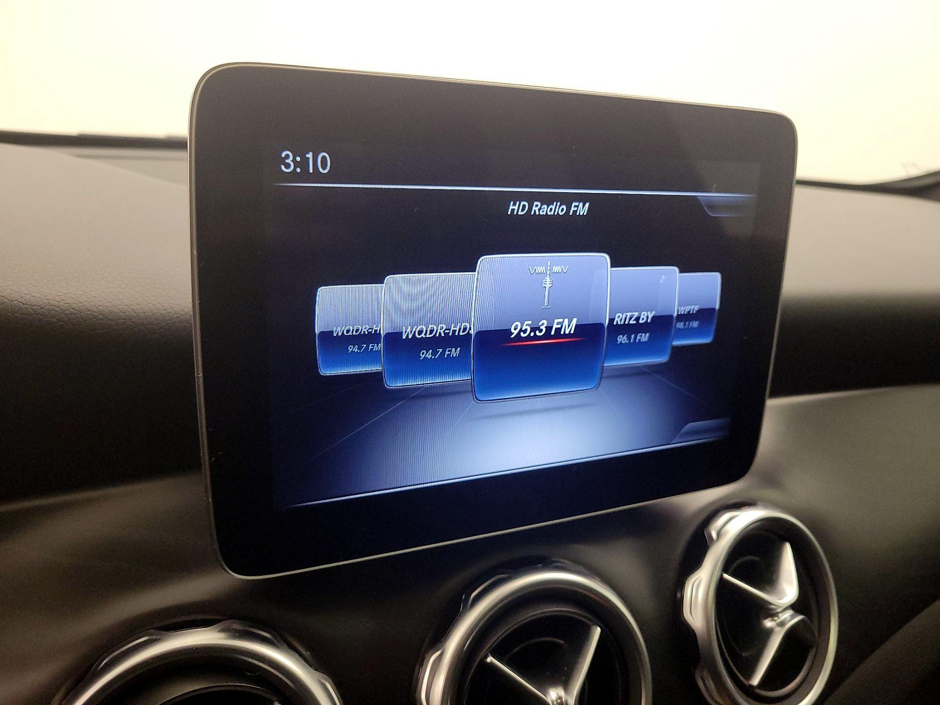 Thumbnail: 2018 Mercedes-Benz GLA - 15