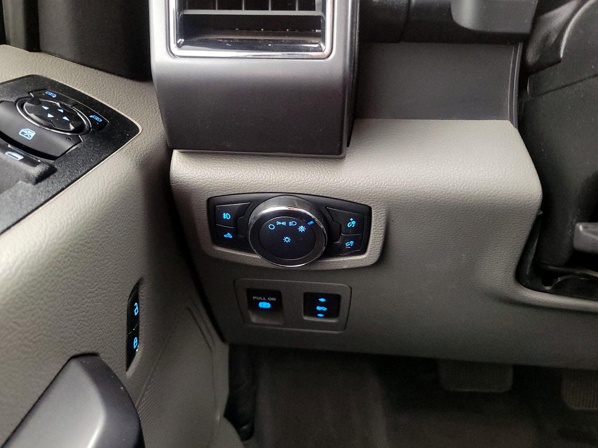 Thumbnail: 2019 Ford F-150 - 13