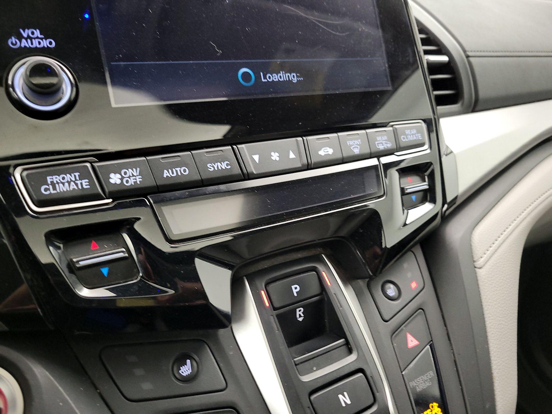 Thumbnail: 2019 Honda Odyssey - 16