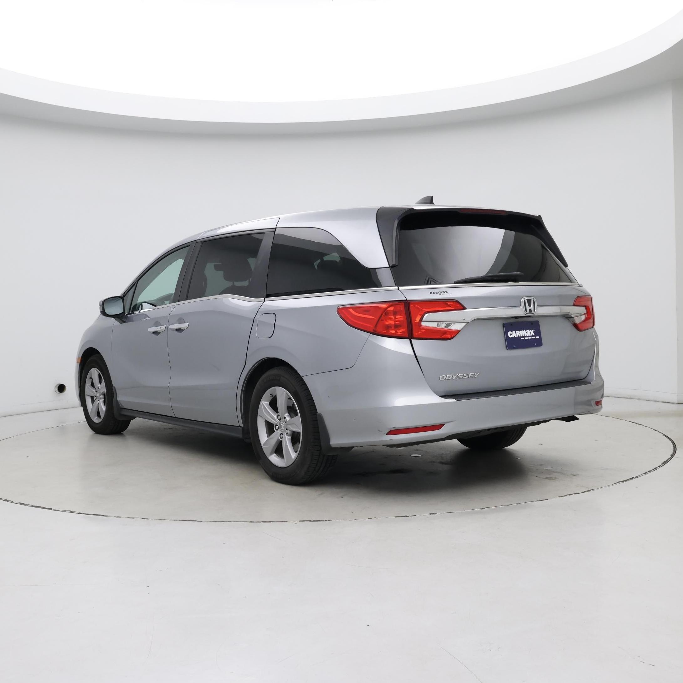 Thumbnail: 2019 Honda Odyssey - 2