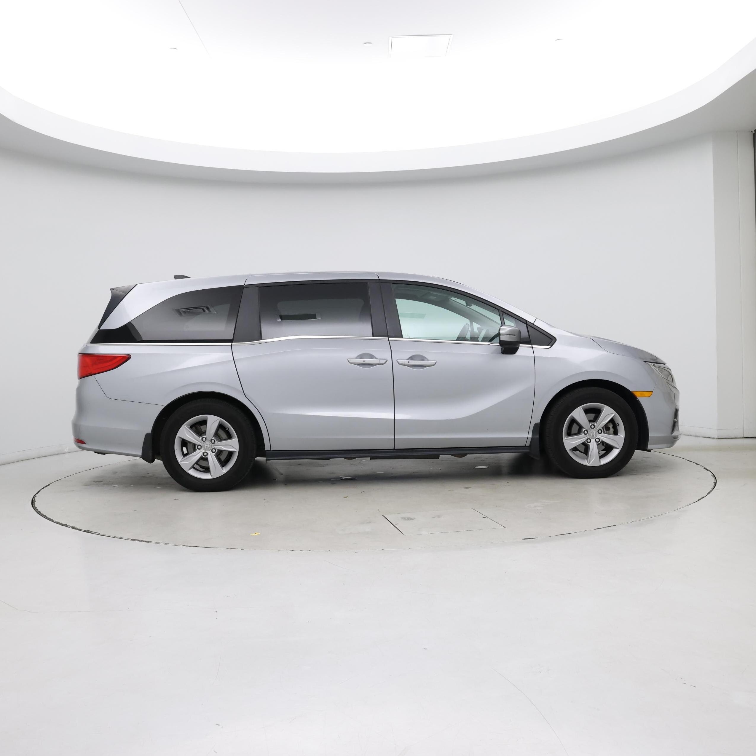 Thumbnail: 2019 Honda Odyssey - 7