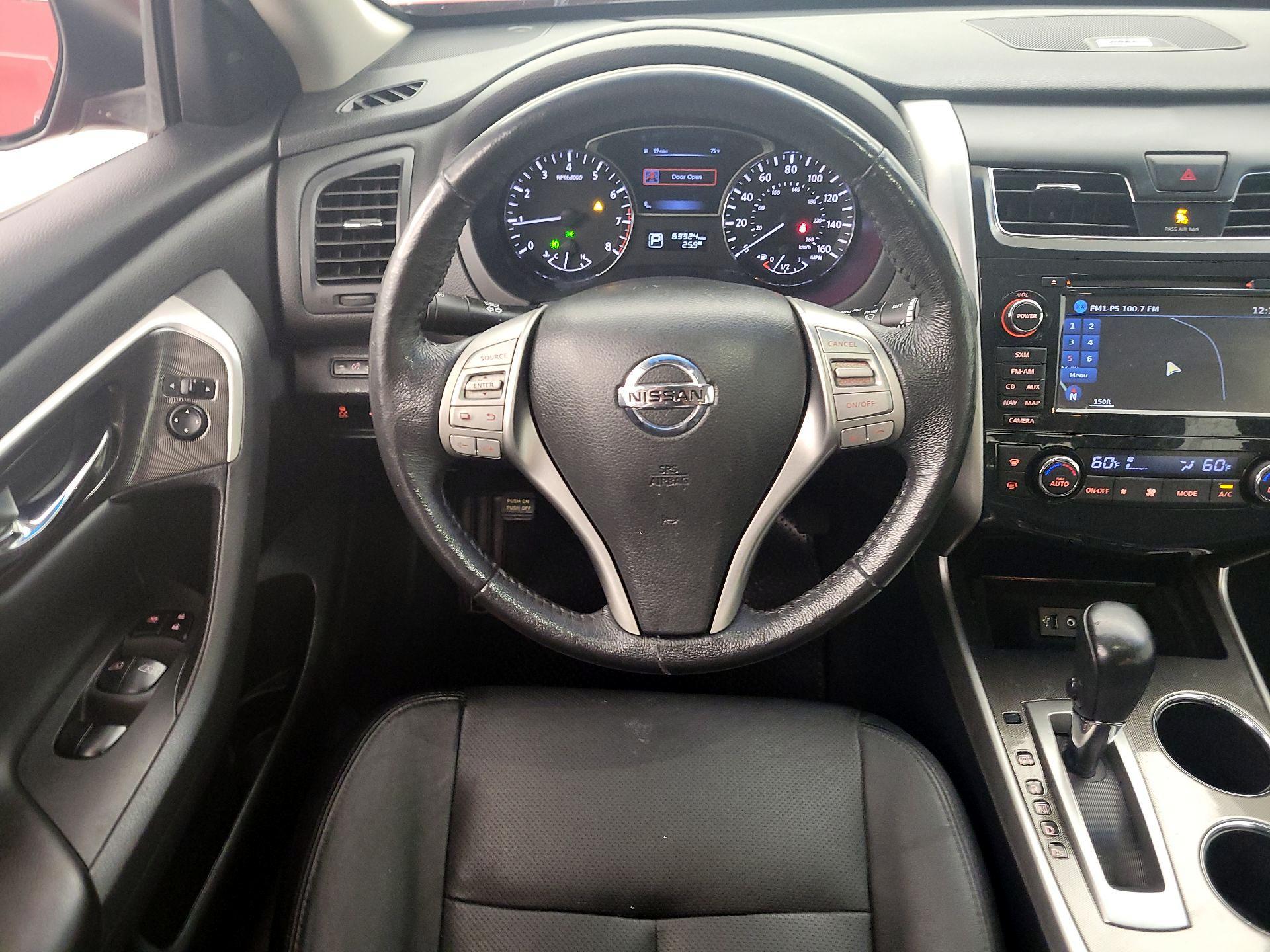 Thumbnail: 2014 Nissan Altima - 10
