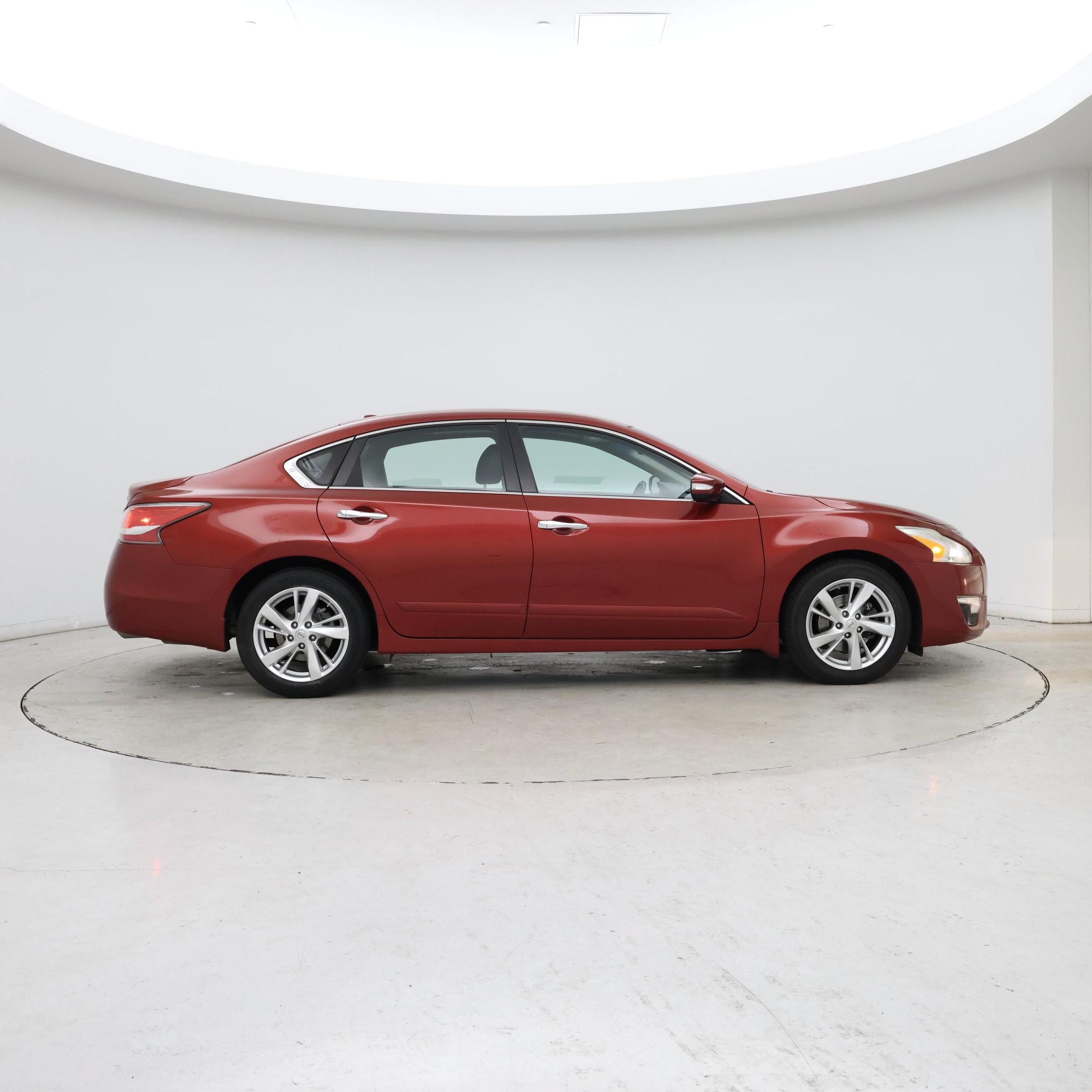 Thumbnail: 2014 Nissan Altima - 7