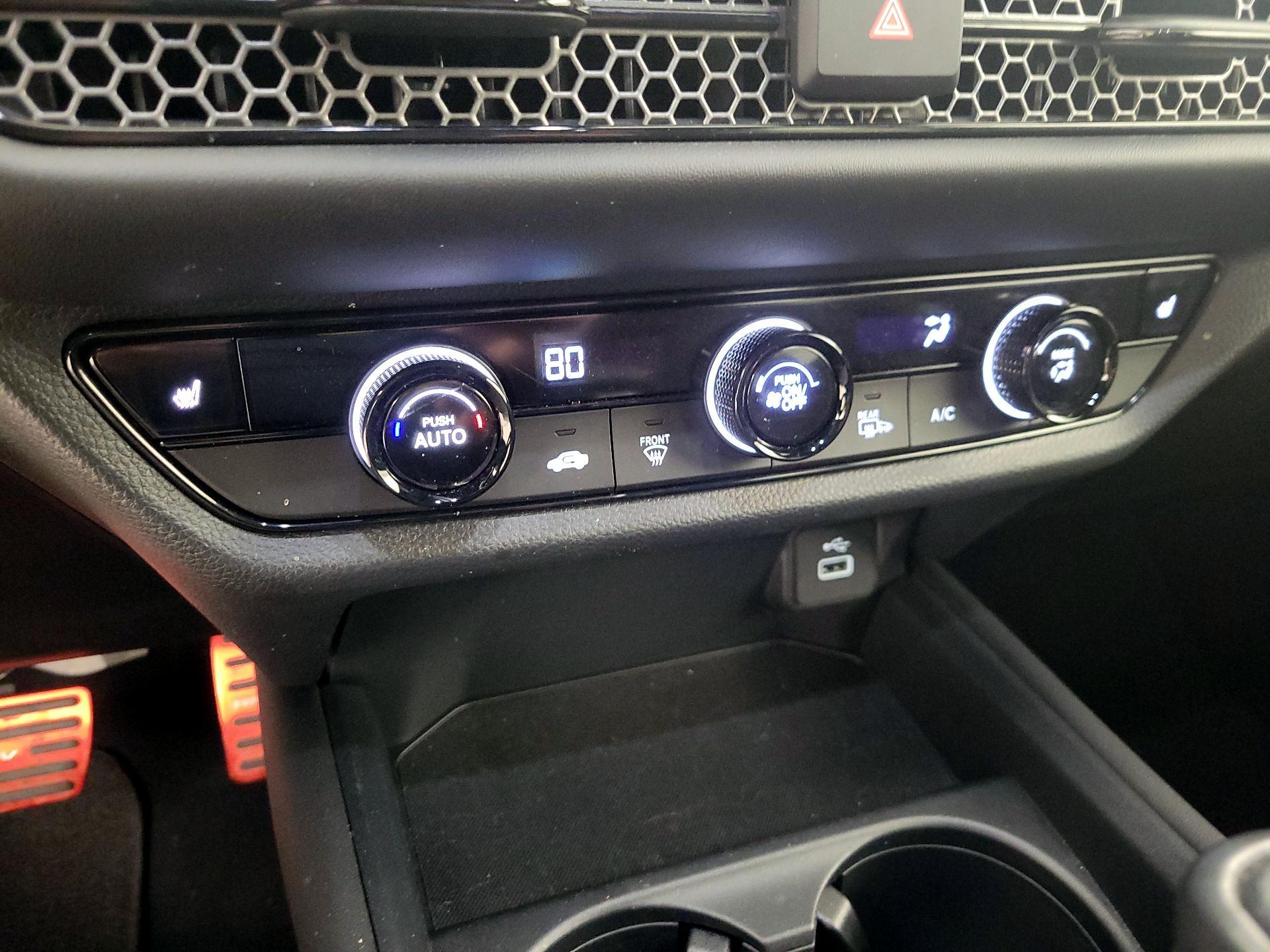 Thumbnail: 2024 Honda HR-V - 16