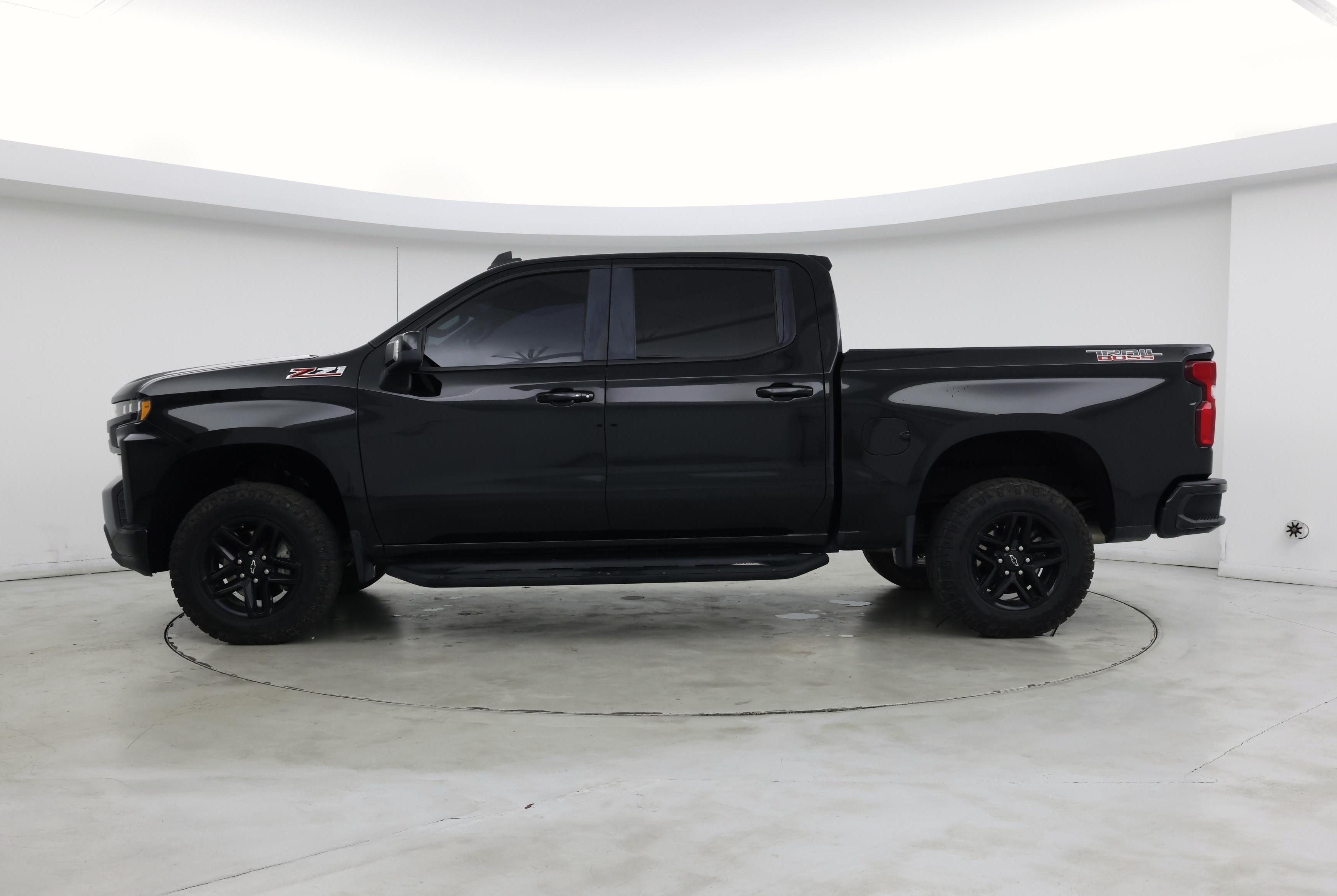Thumbnail: 2020 Chevrolet Silverado 1500 - 3