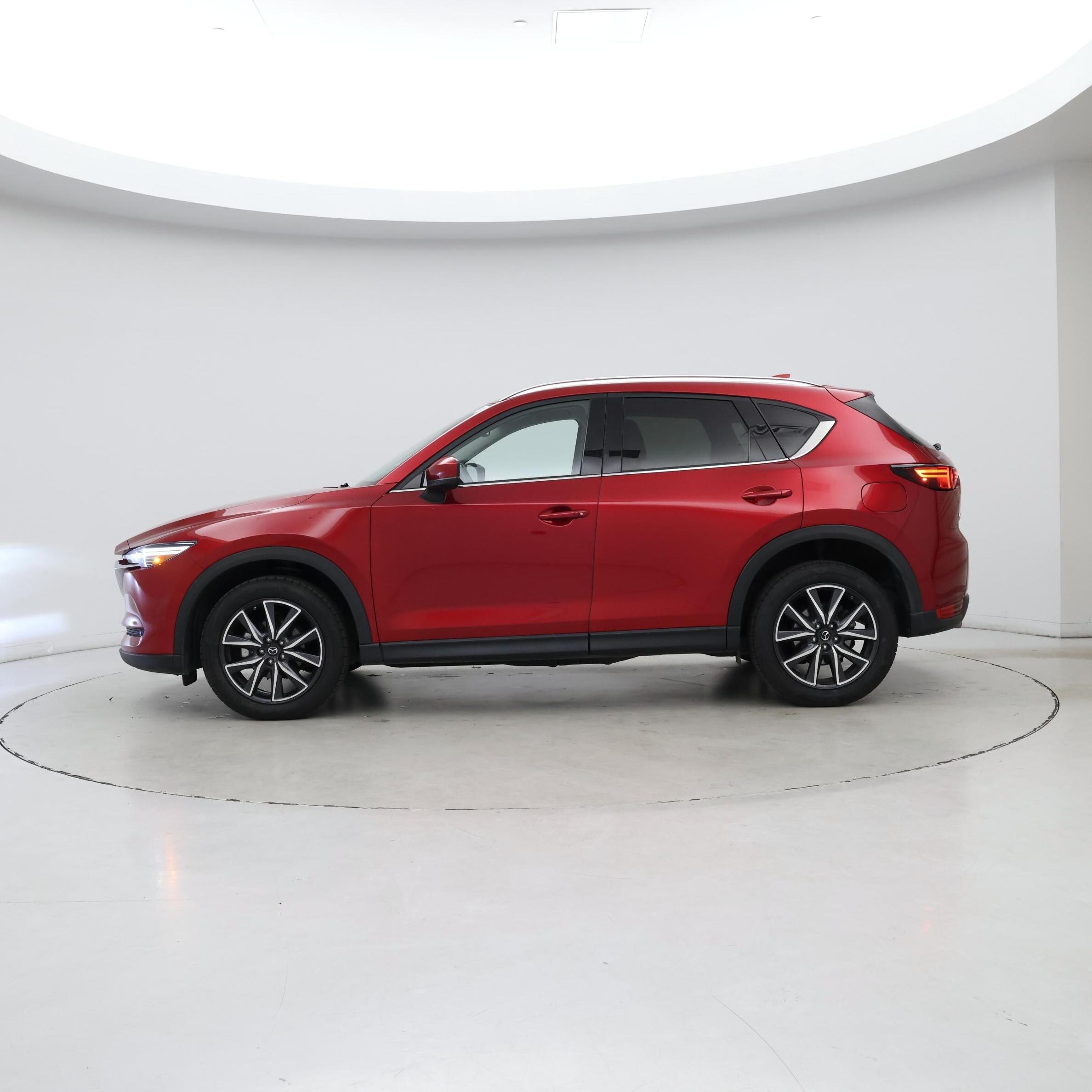 Thumbnail: 2018 Mazda CX-5 - 3
