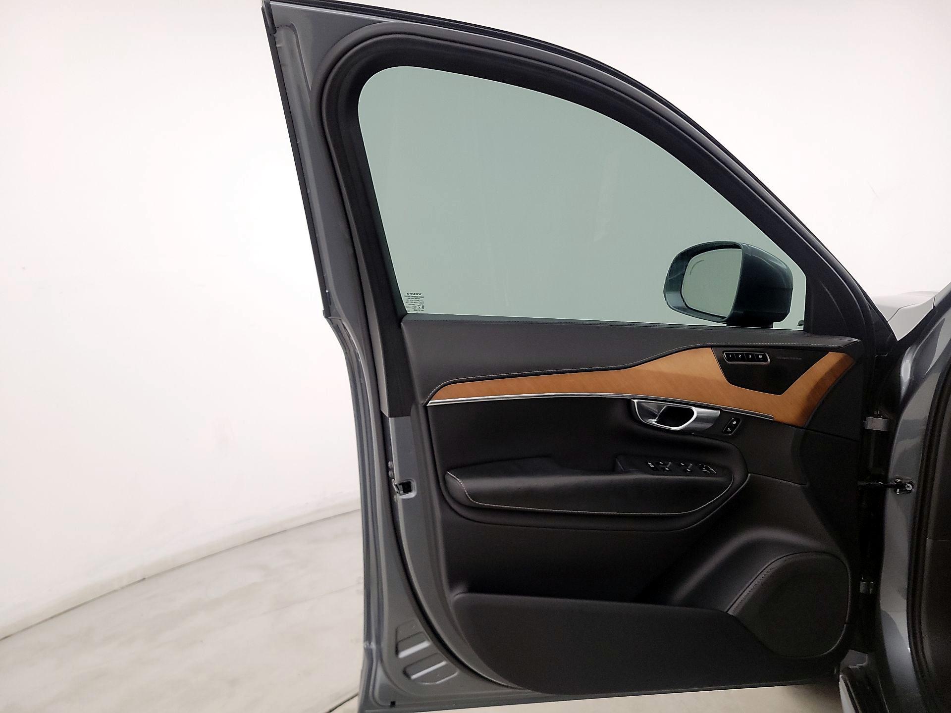 Thumbnail: 2020 Volvo XC90 - 12