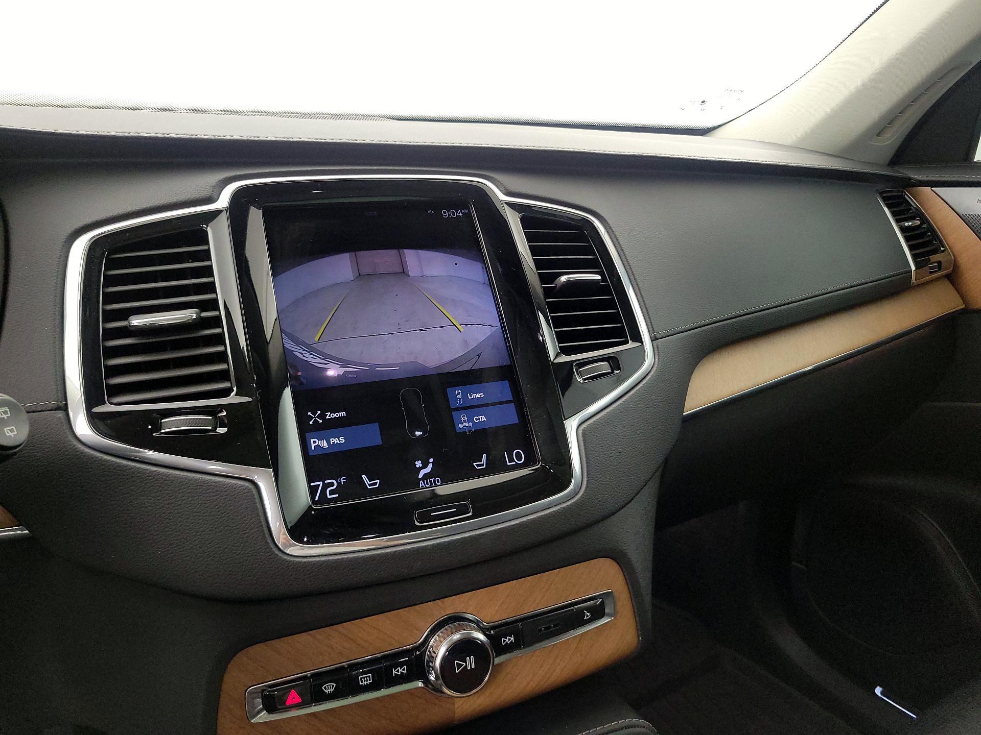 Thumbnail: 2020 Volvo XC90 - 15