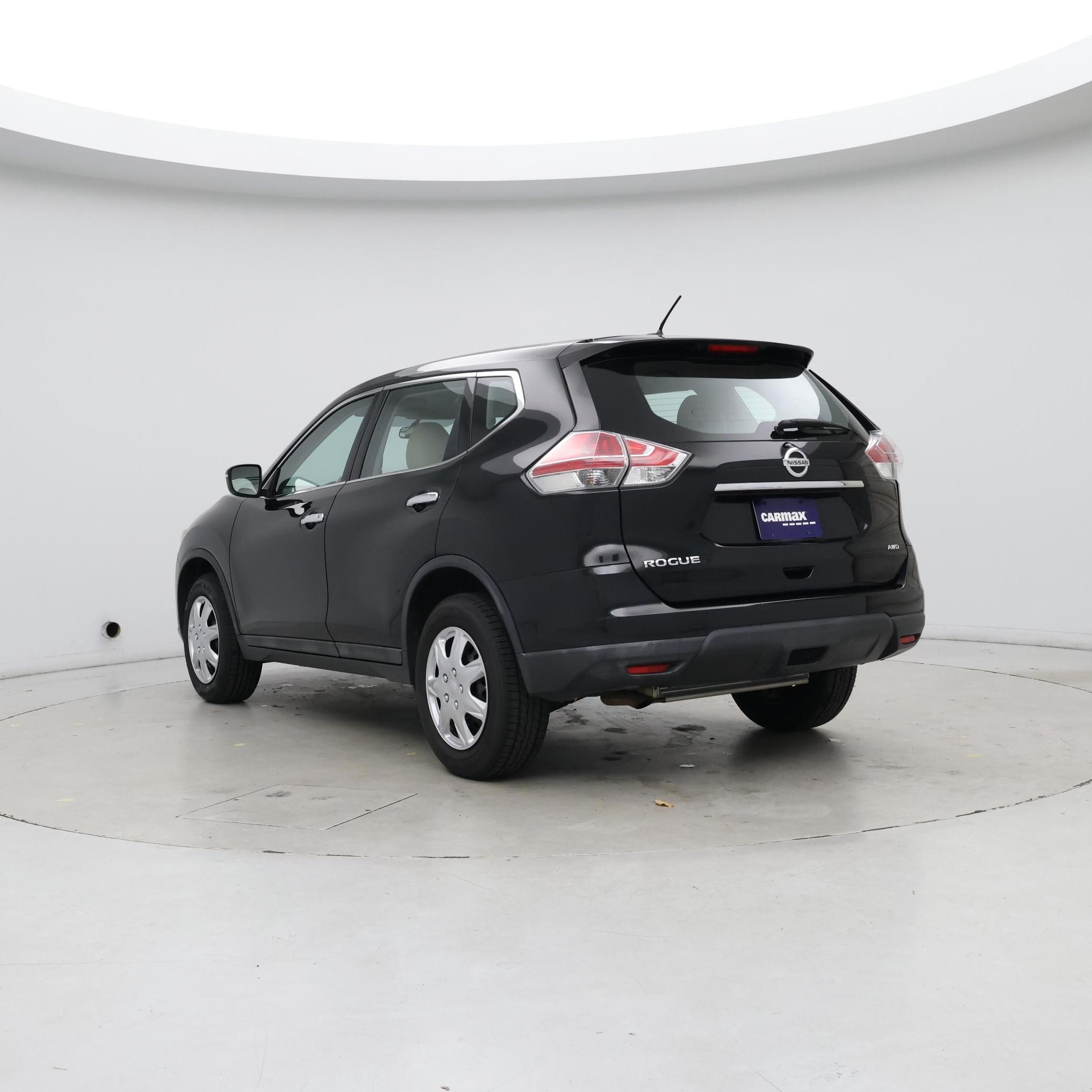 Thumbnail: 2015 Nissan Rogue - 2